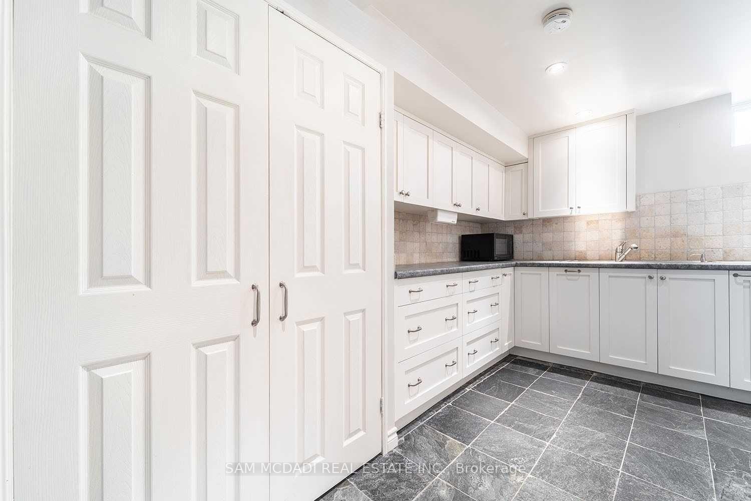 2588 Lundigan Drive Bsmt