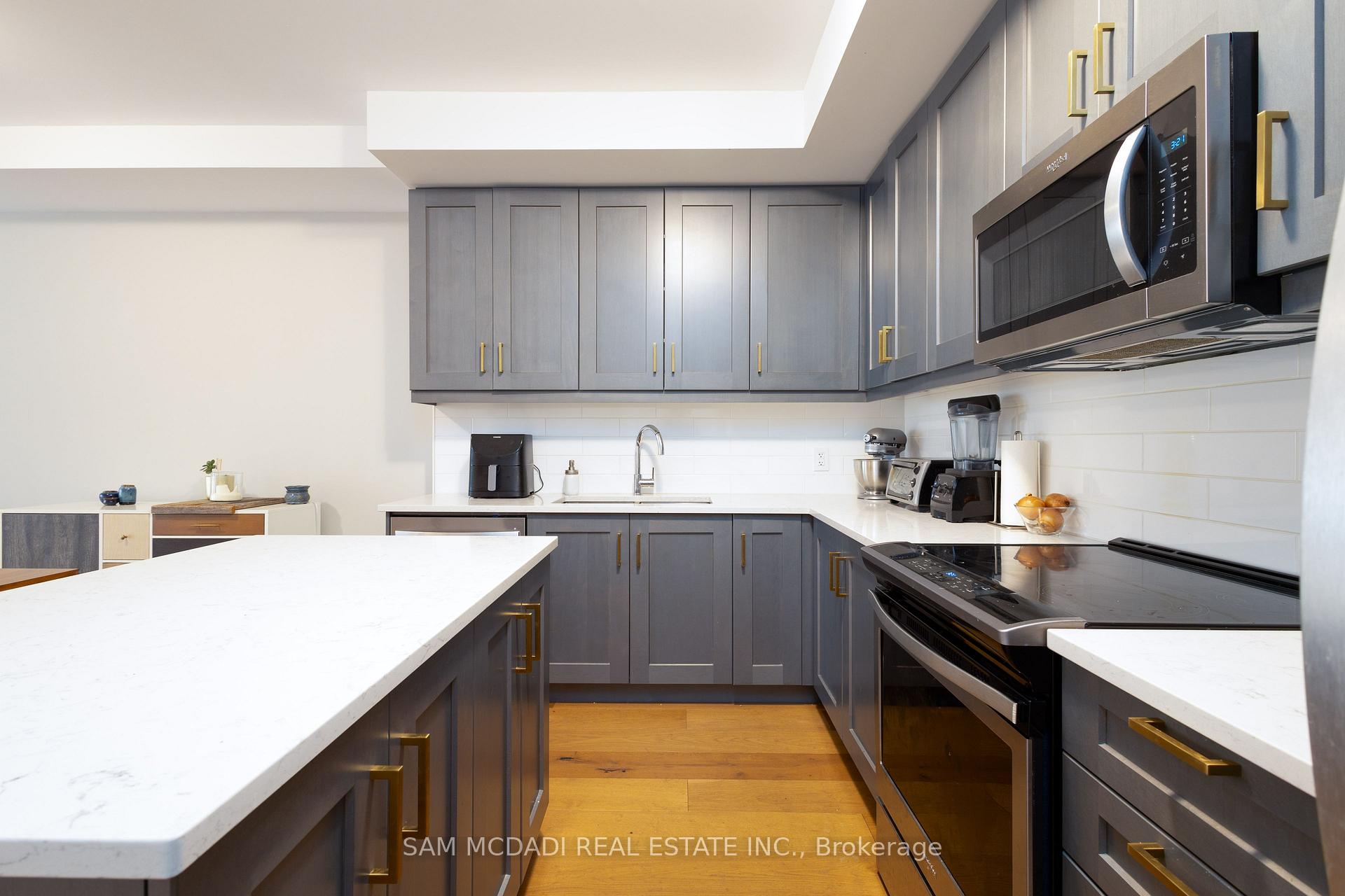 1190 Cawthra Road 603