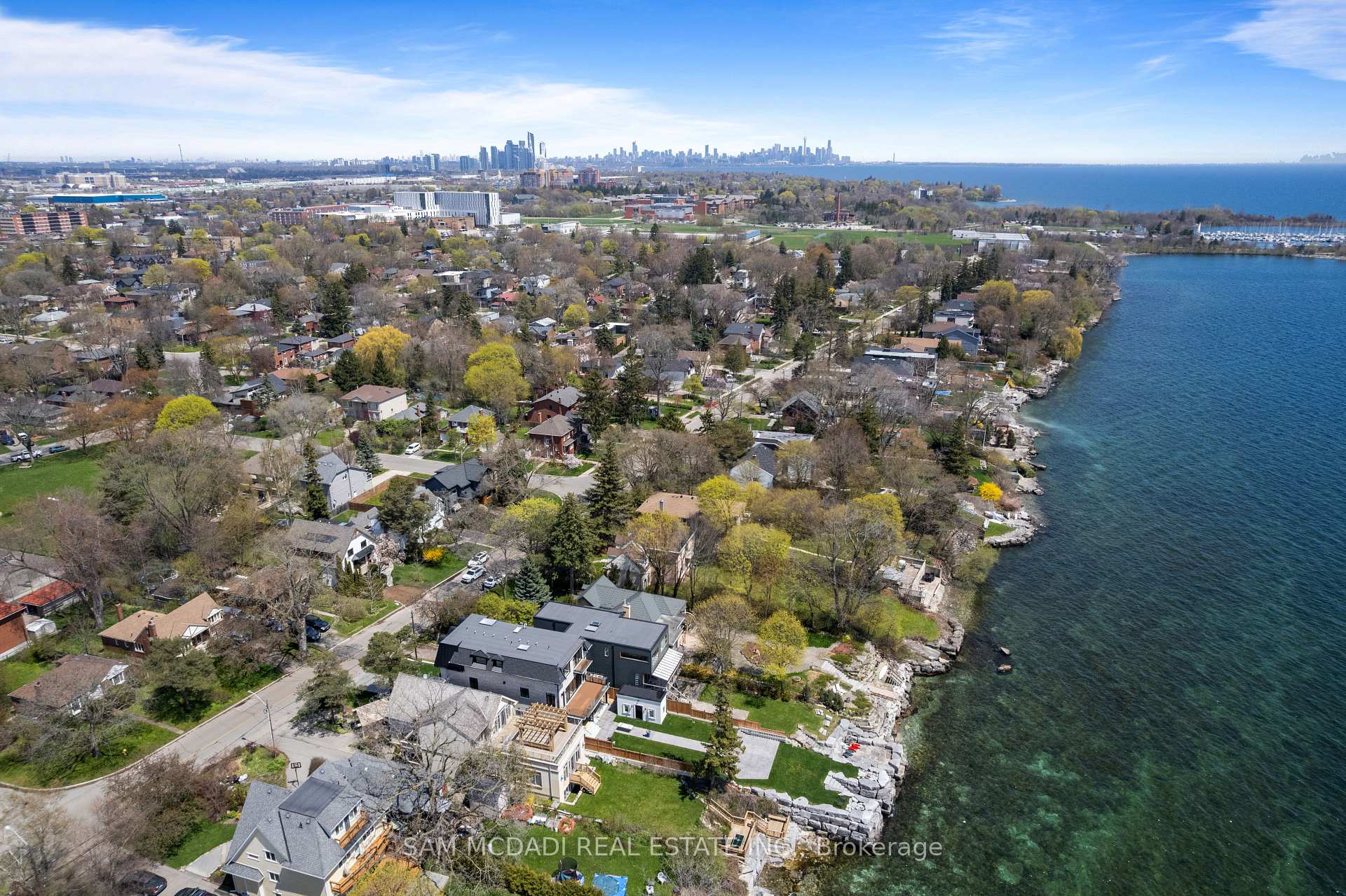 130 Lake Promenade