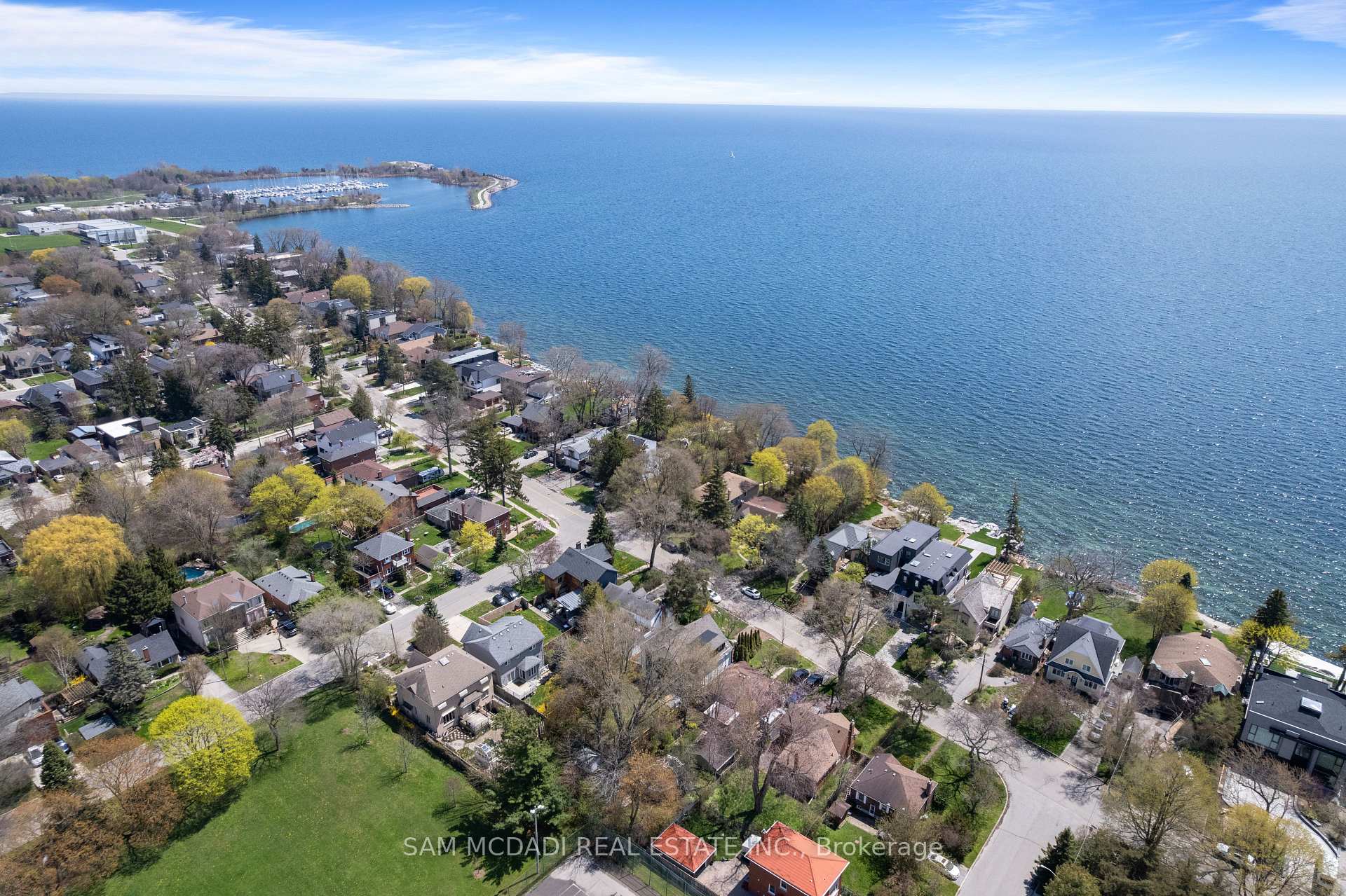 130 Lake Promenade