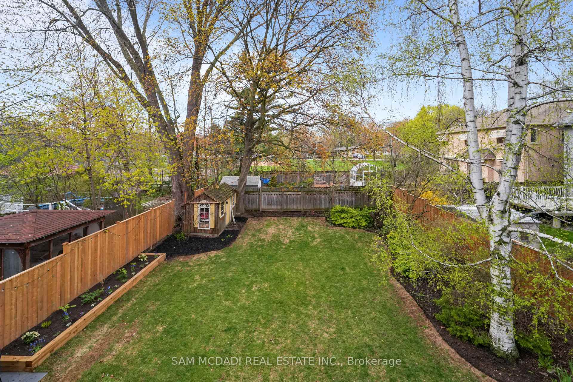 130 Lake Promenade