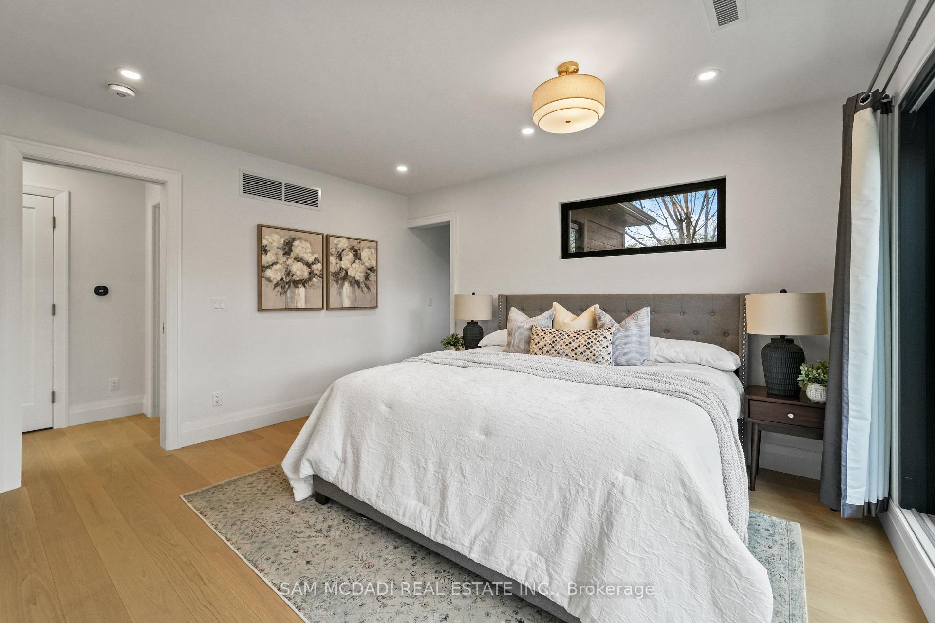 130 Lake Promenade