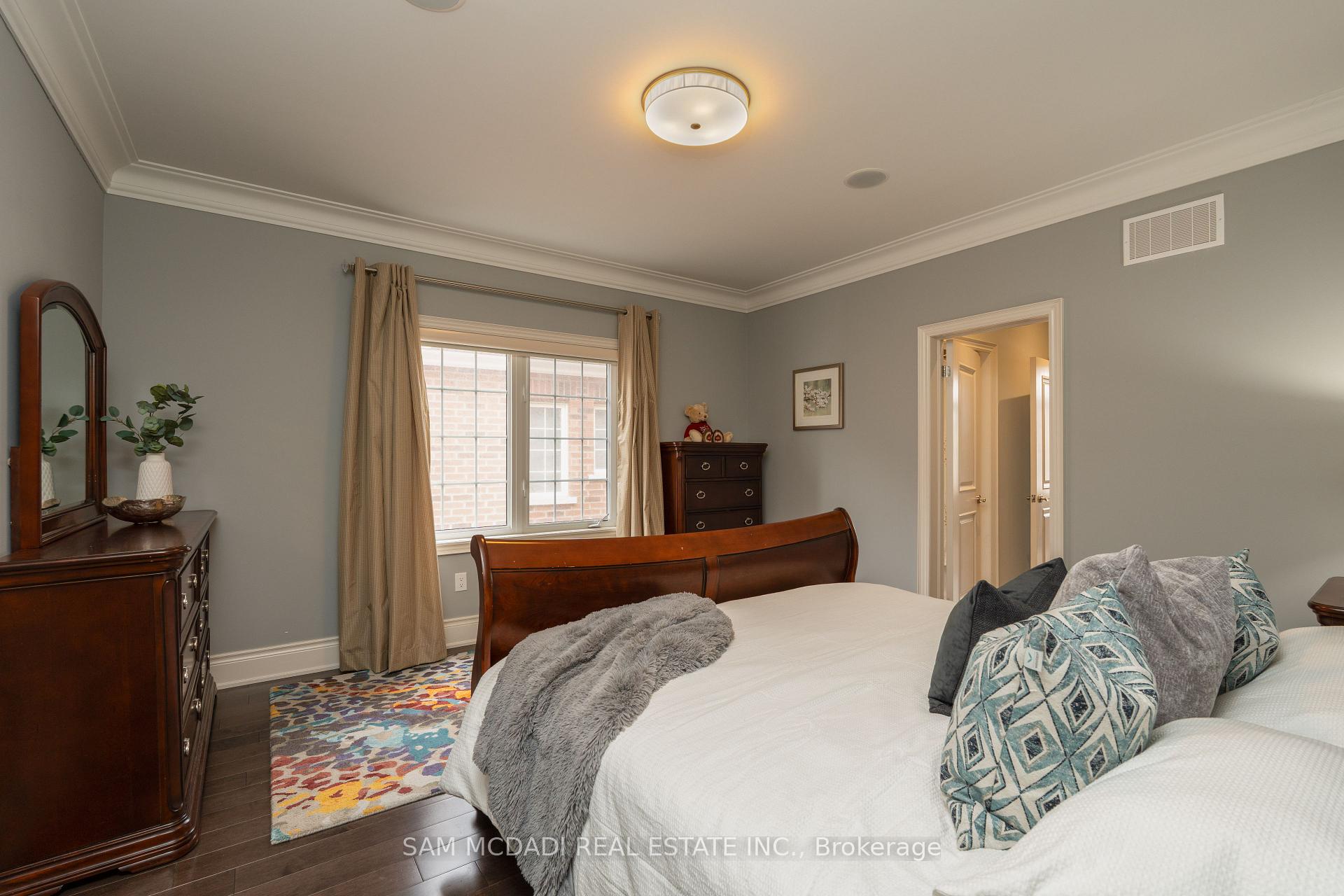 4 Port Hope Hollow