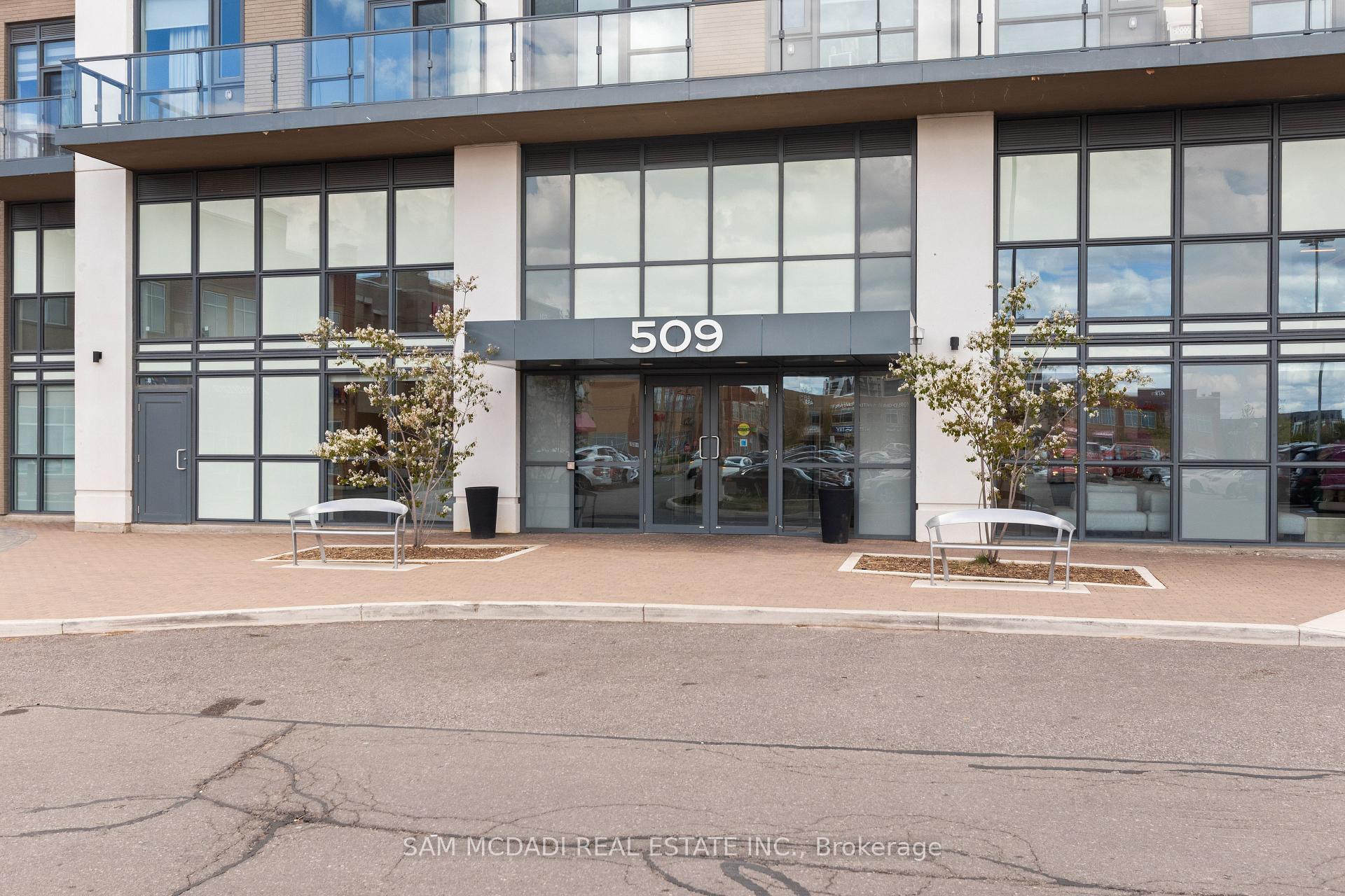 509 Dundas Street 709