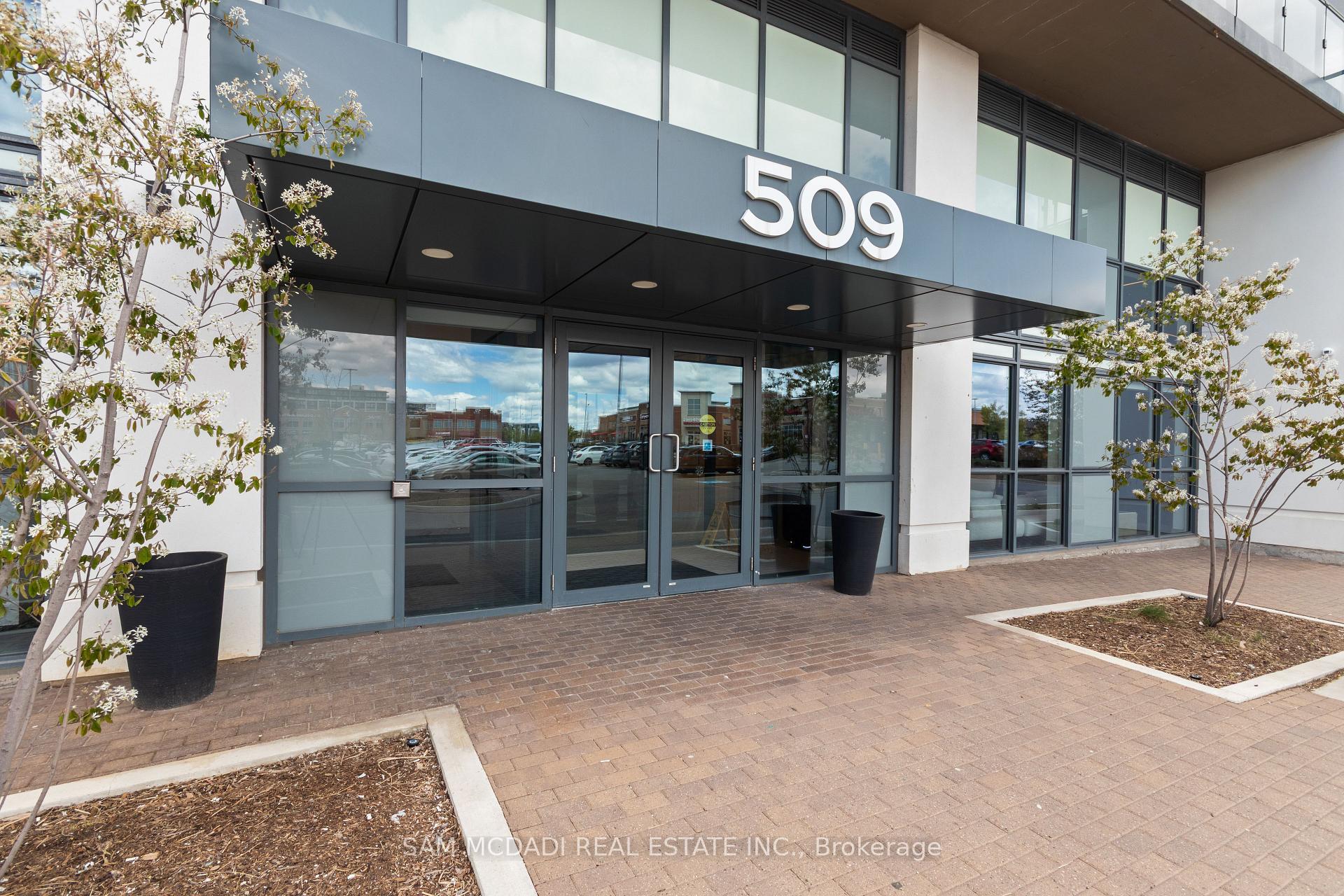 509 Dundas Street 709