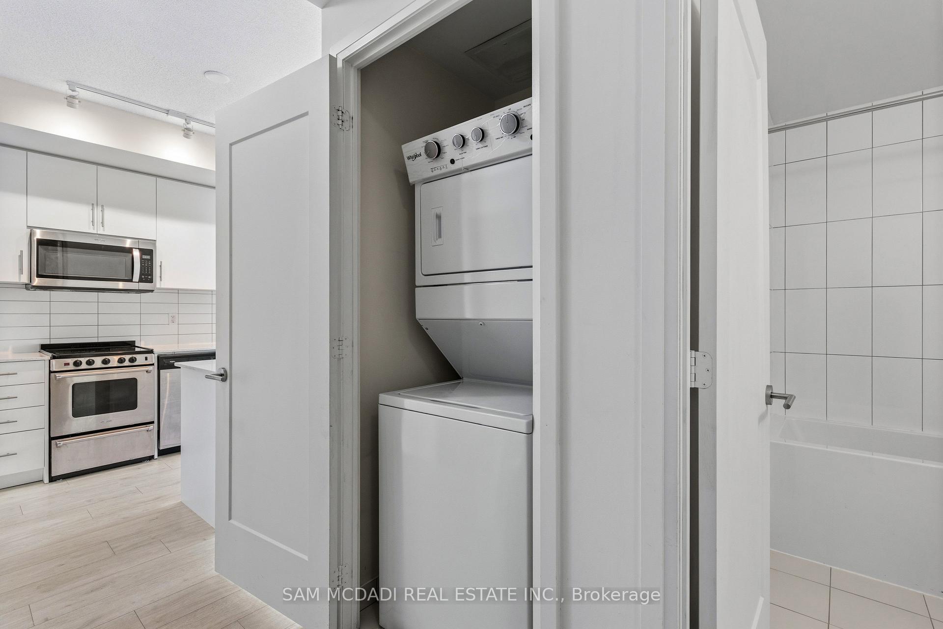 509 Dundas Street 709
