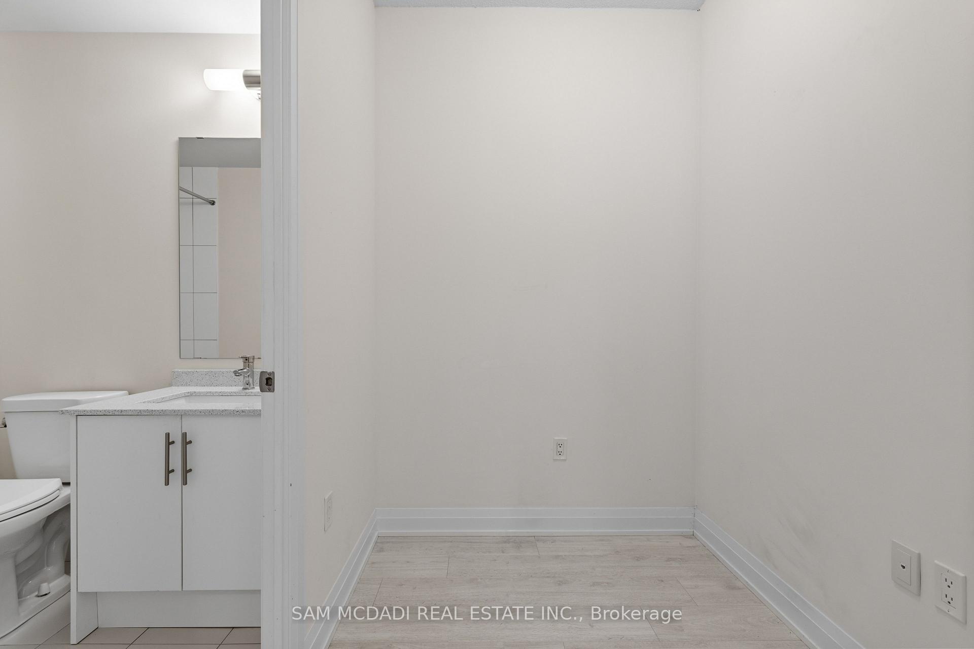 509 Dundas Street 709