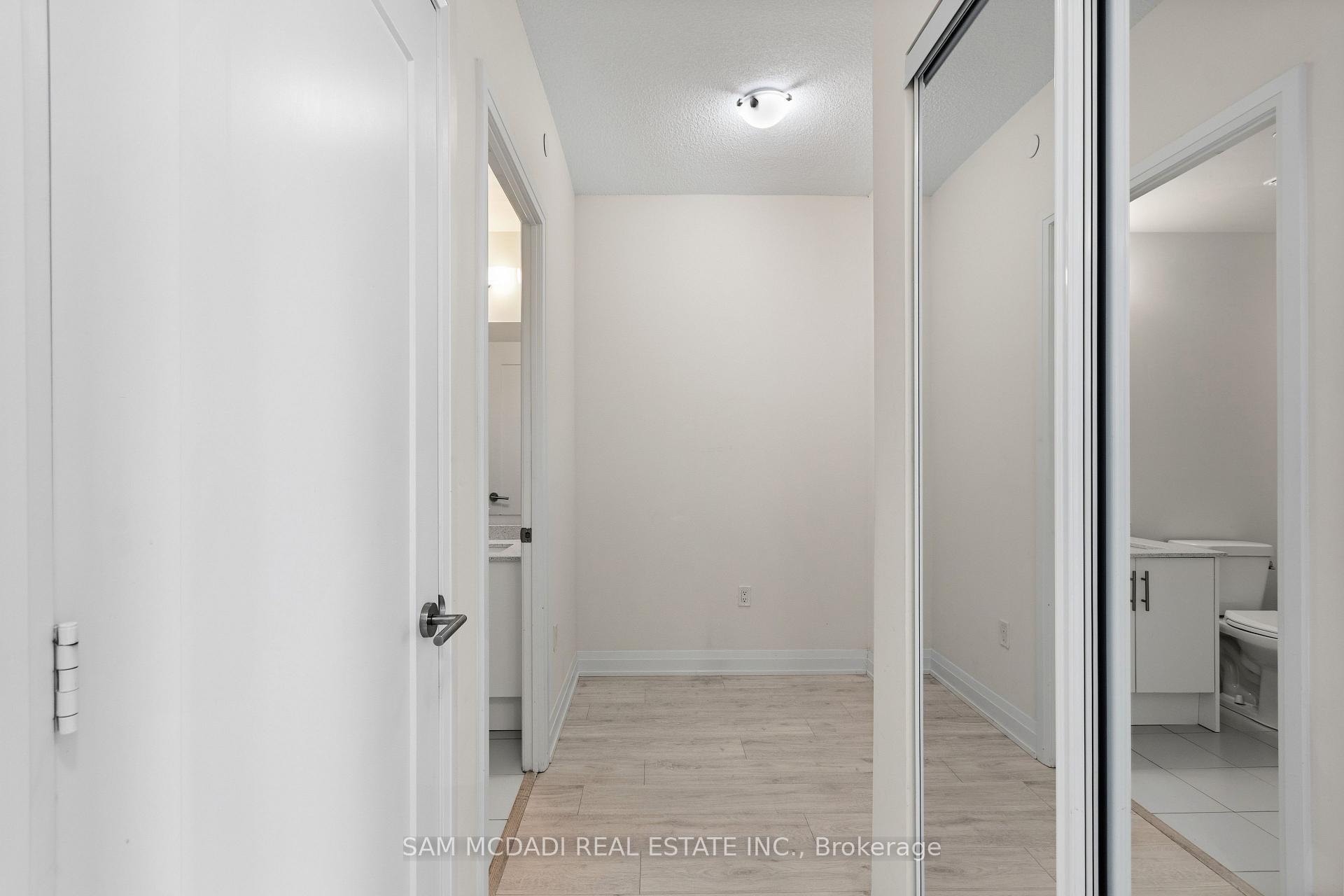 509 Dundas Street 709