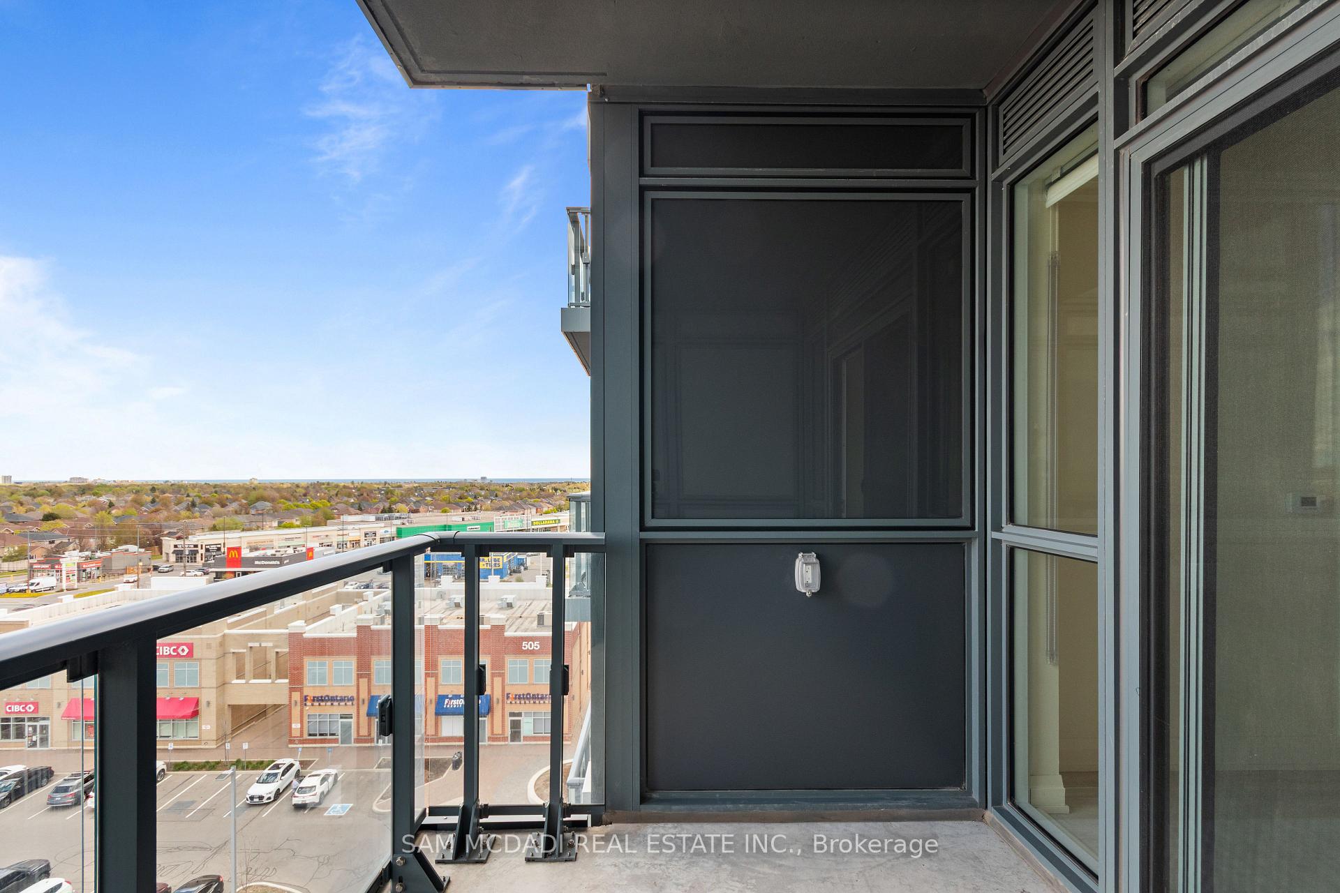 509 Dundas Street 709