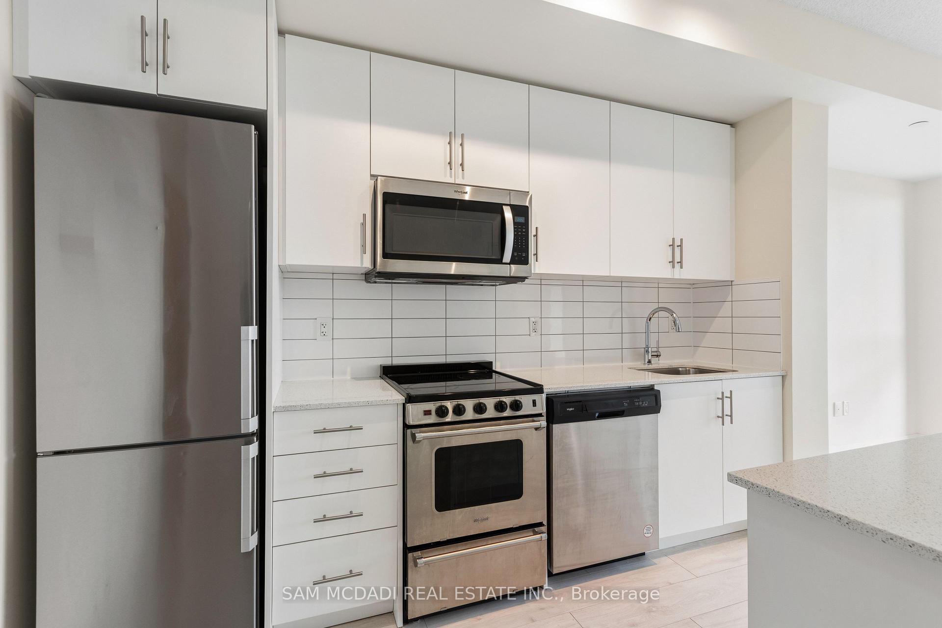 509 Dundas Street 709