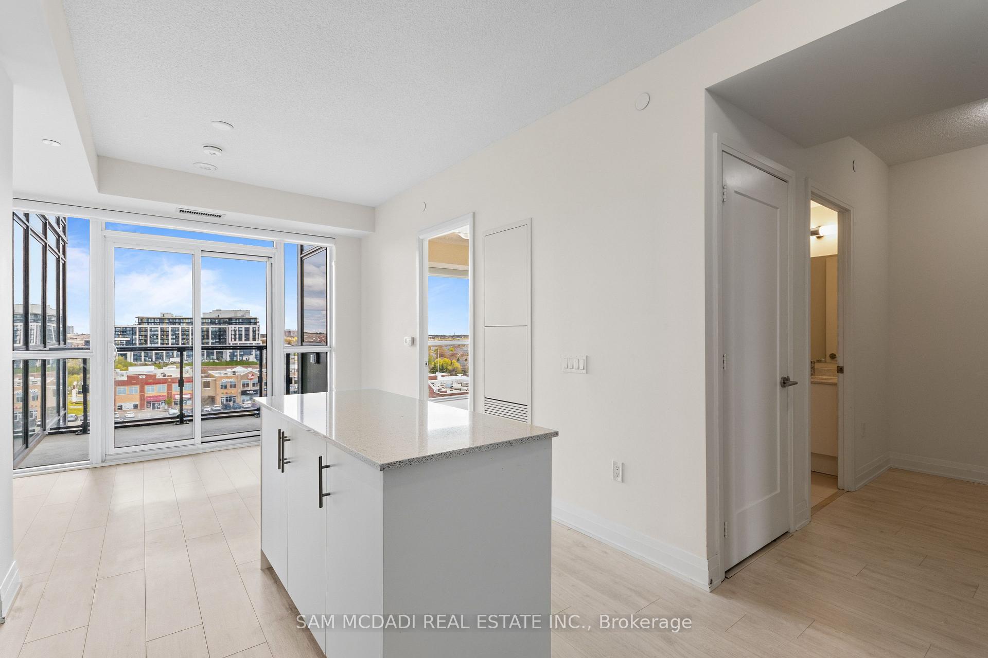 509 Dundas Street 709