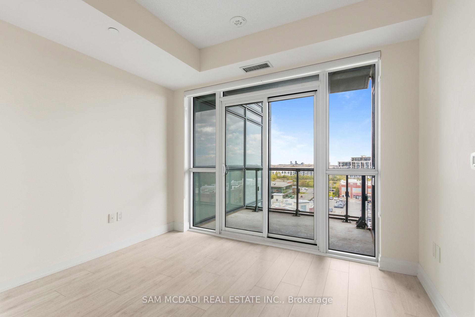 509 Dundas Street 709