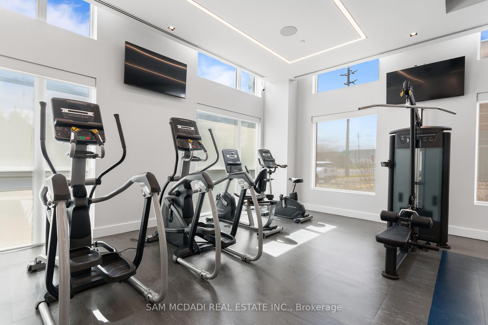 509 Dundas Street 709