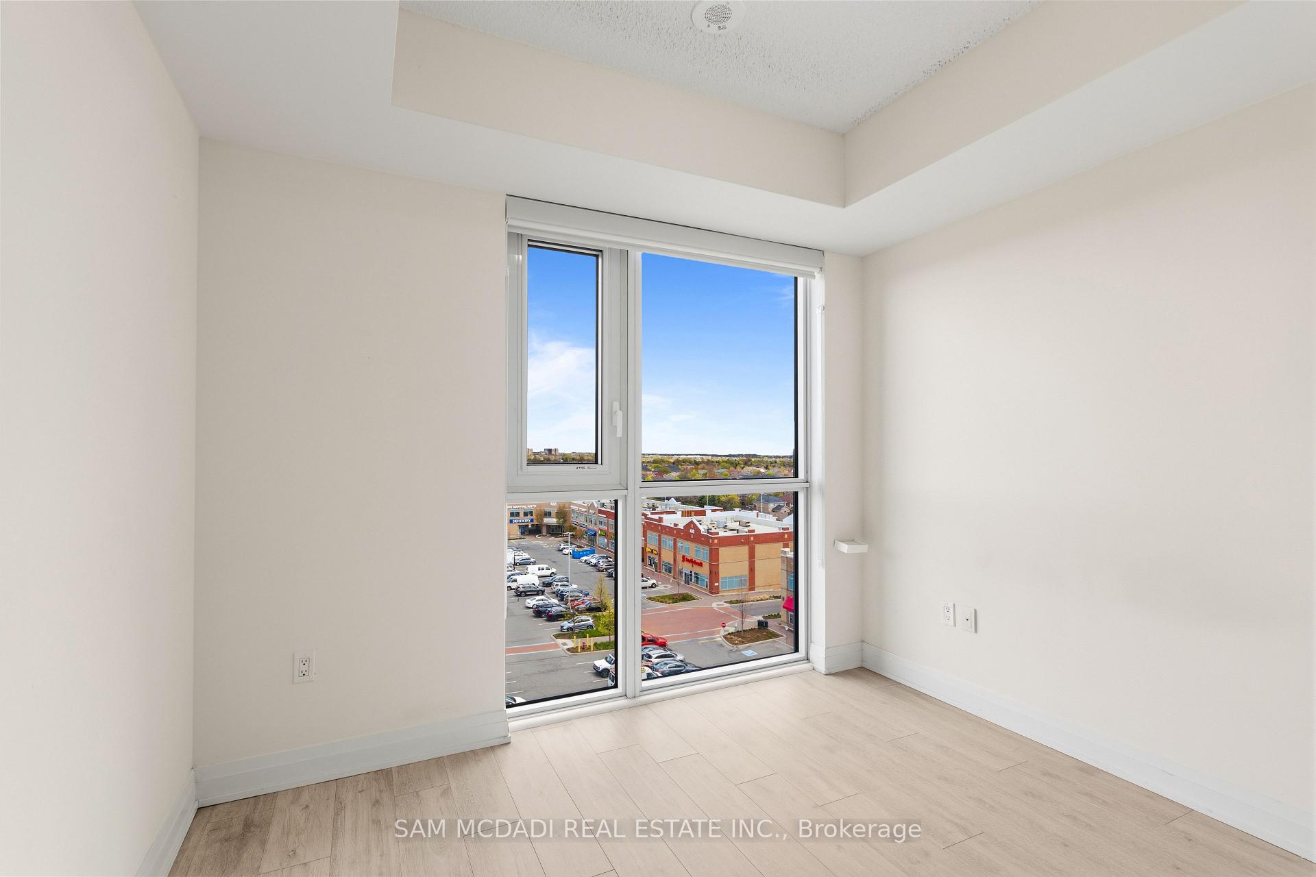 509 Dundas Street 709