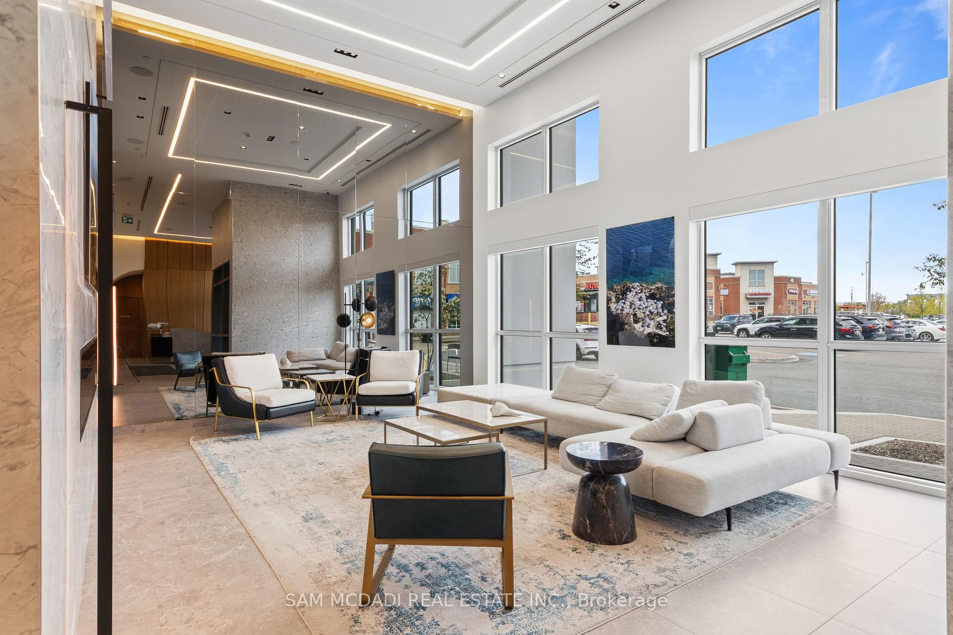 509 Dundas Street 709