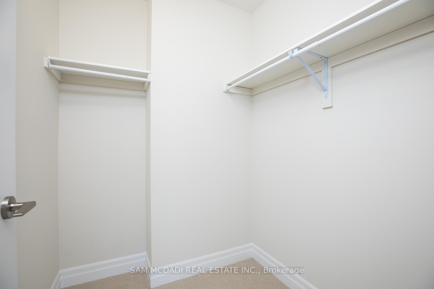 1180 Cawthra Road 102
