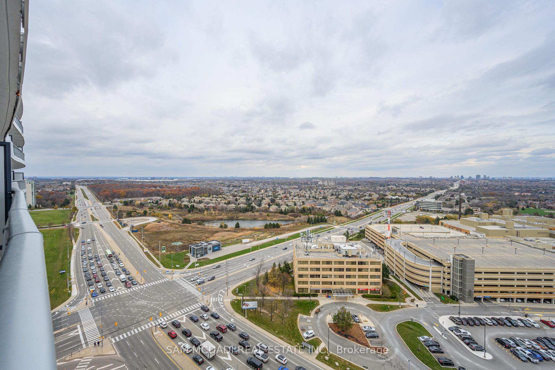 2520 Eglinton Avenue W 1714