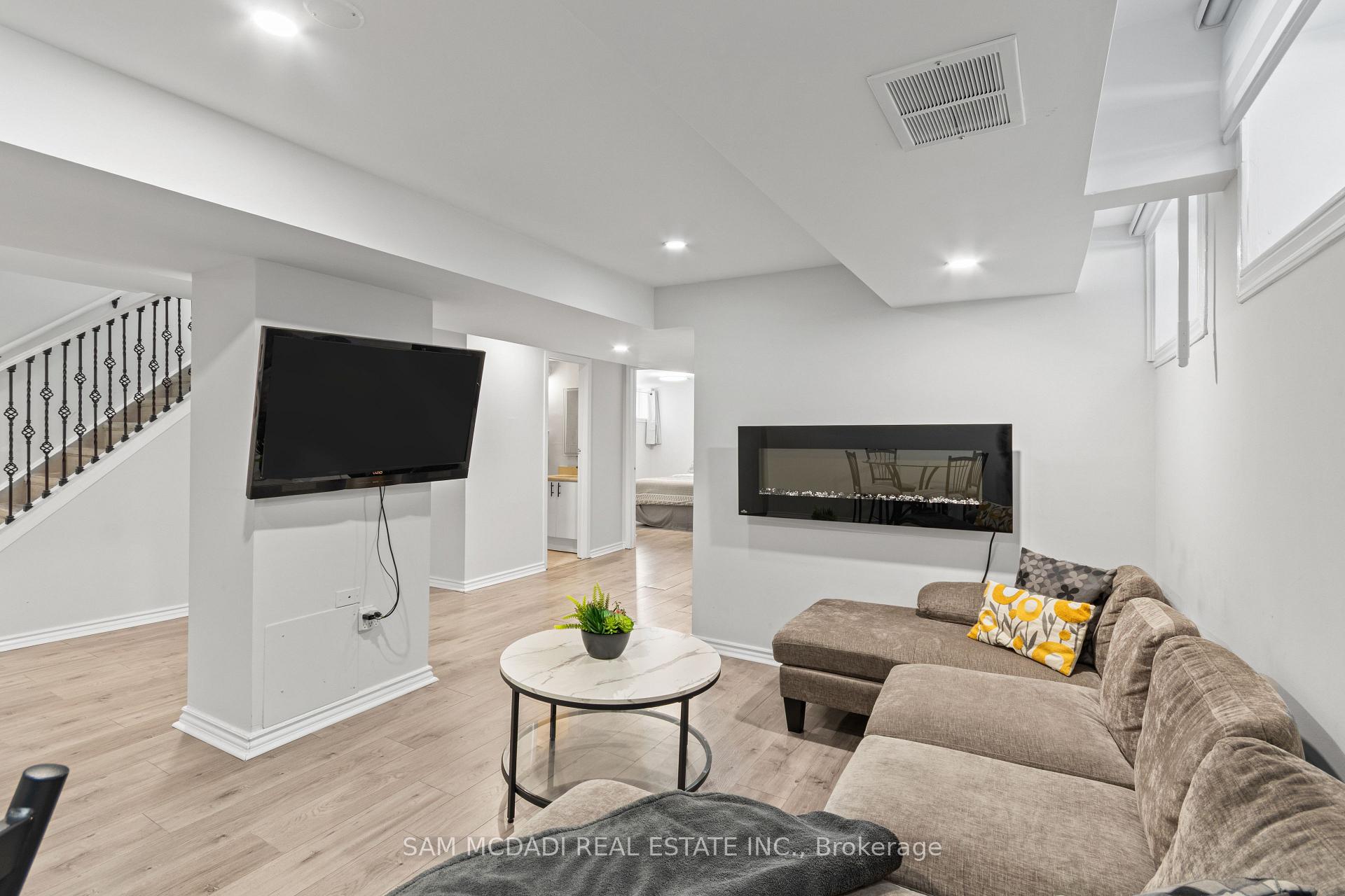 6282 Camgreen Circle