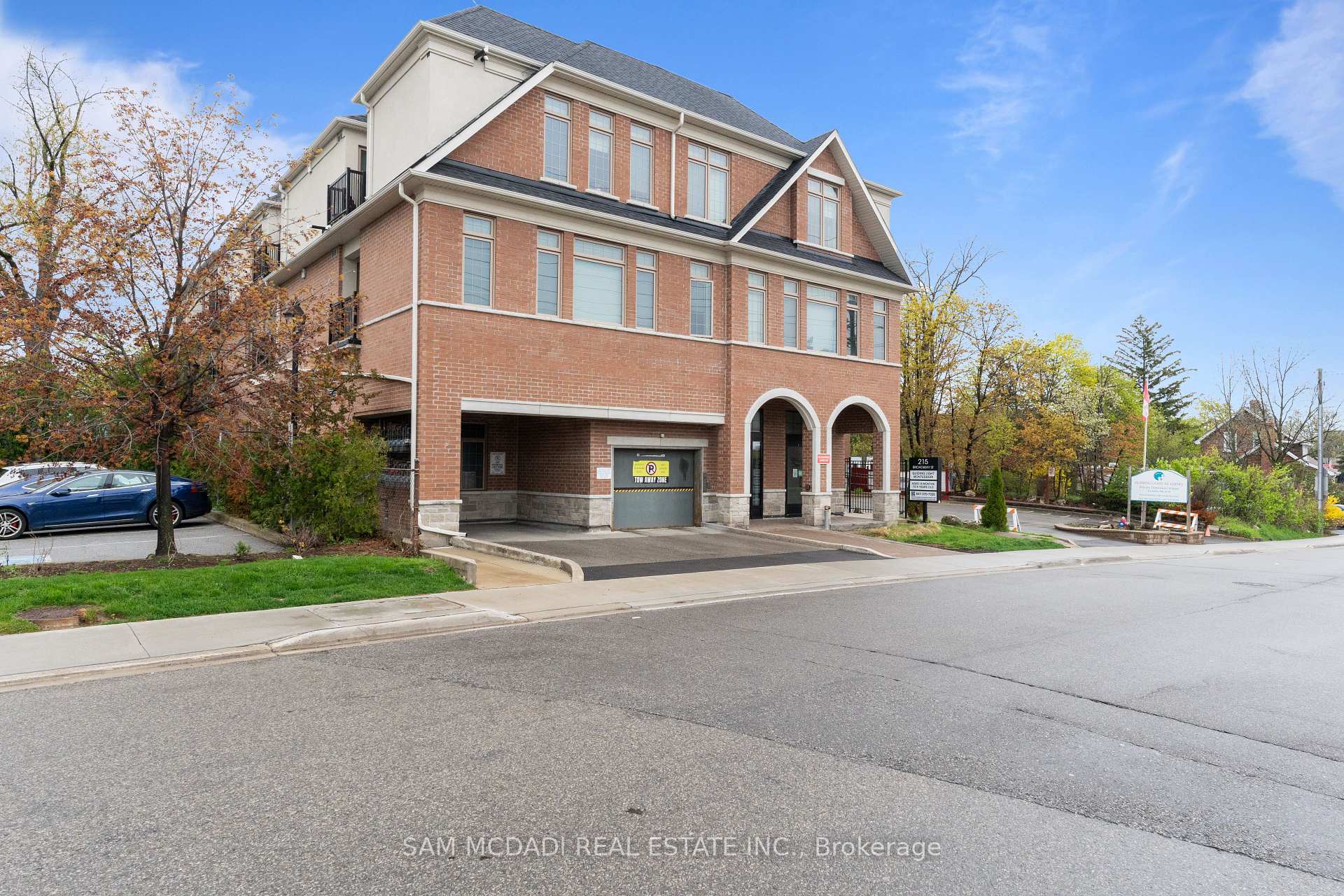 215 Braodway Street 308