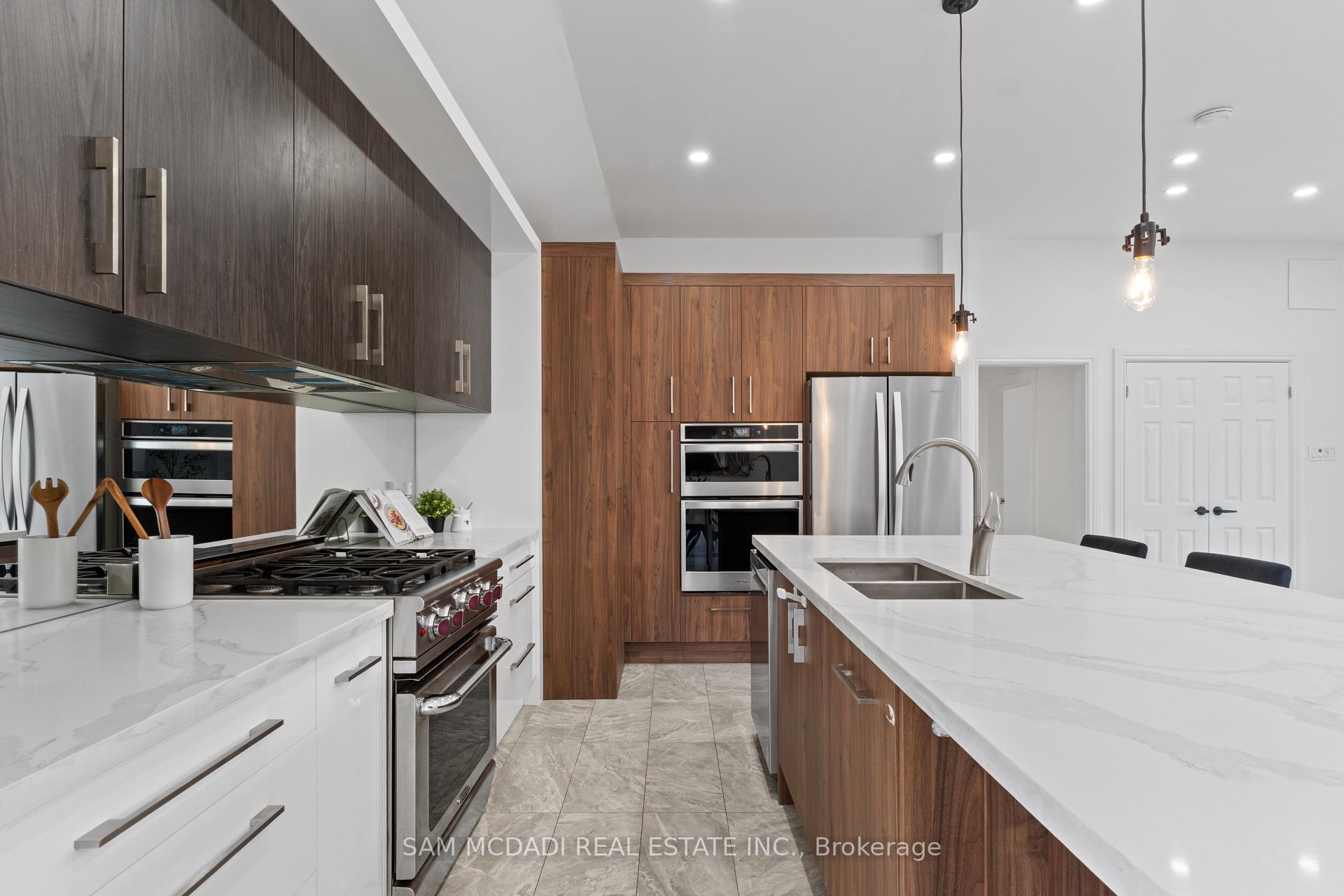 927 Ingersoll Court