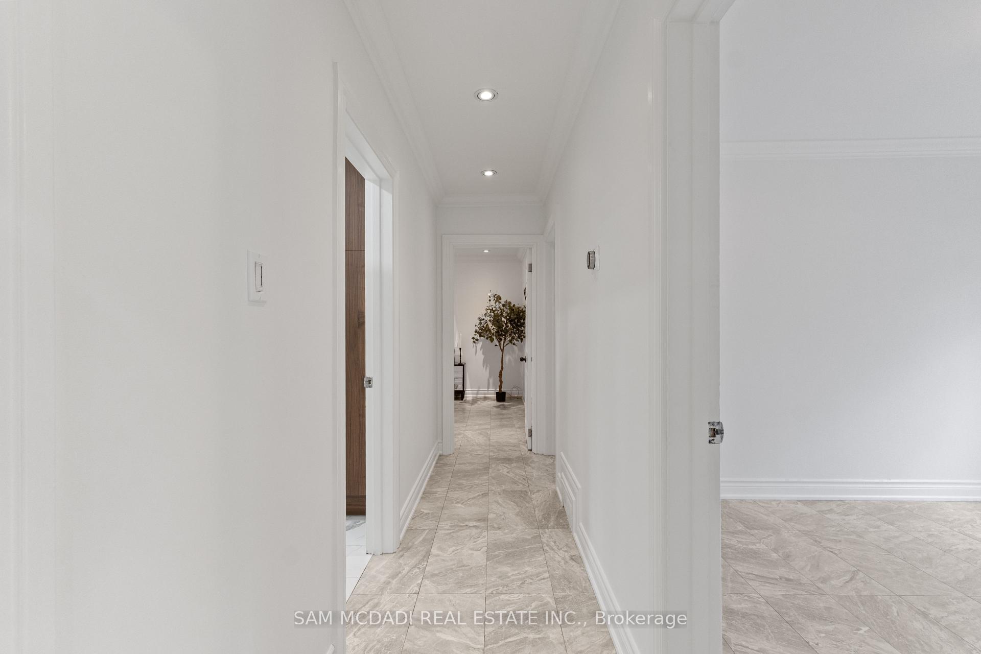 927 Ingersoll Court