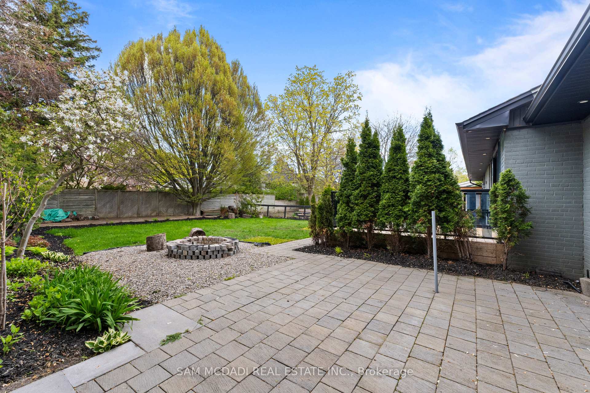 927 Ingersoll Court