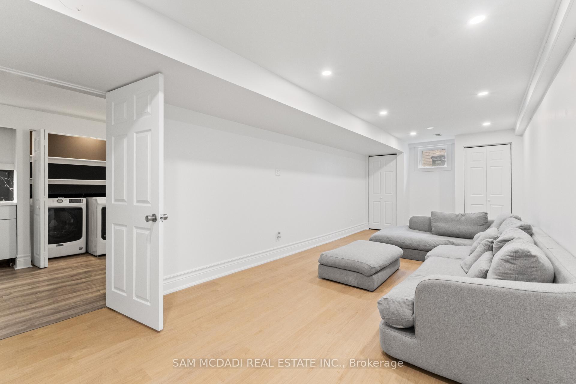 927 Ingersoll Court