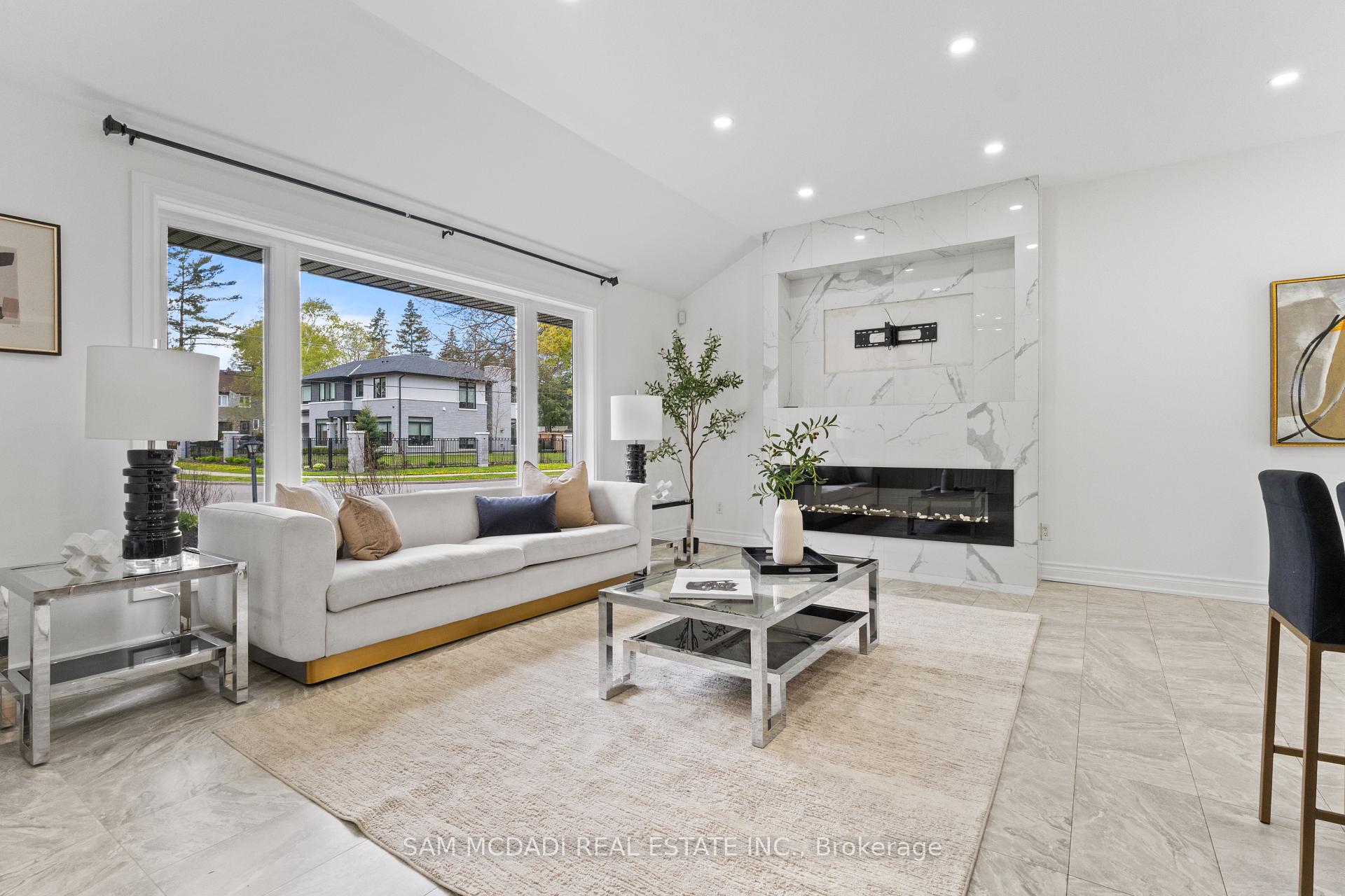 927 Ingersoll Court