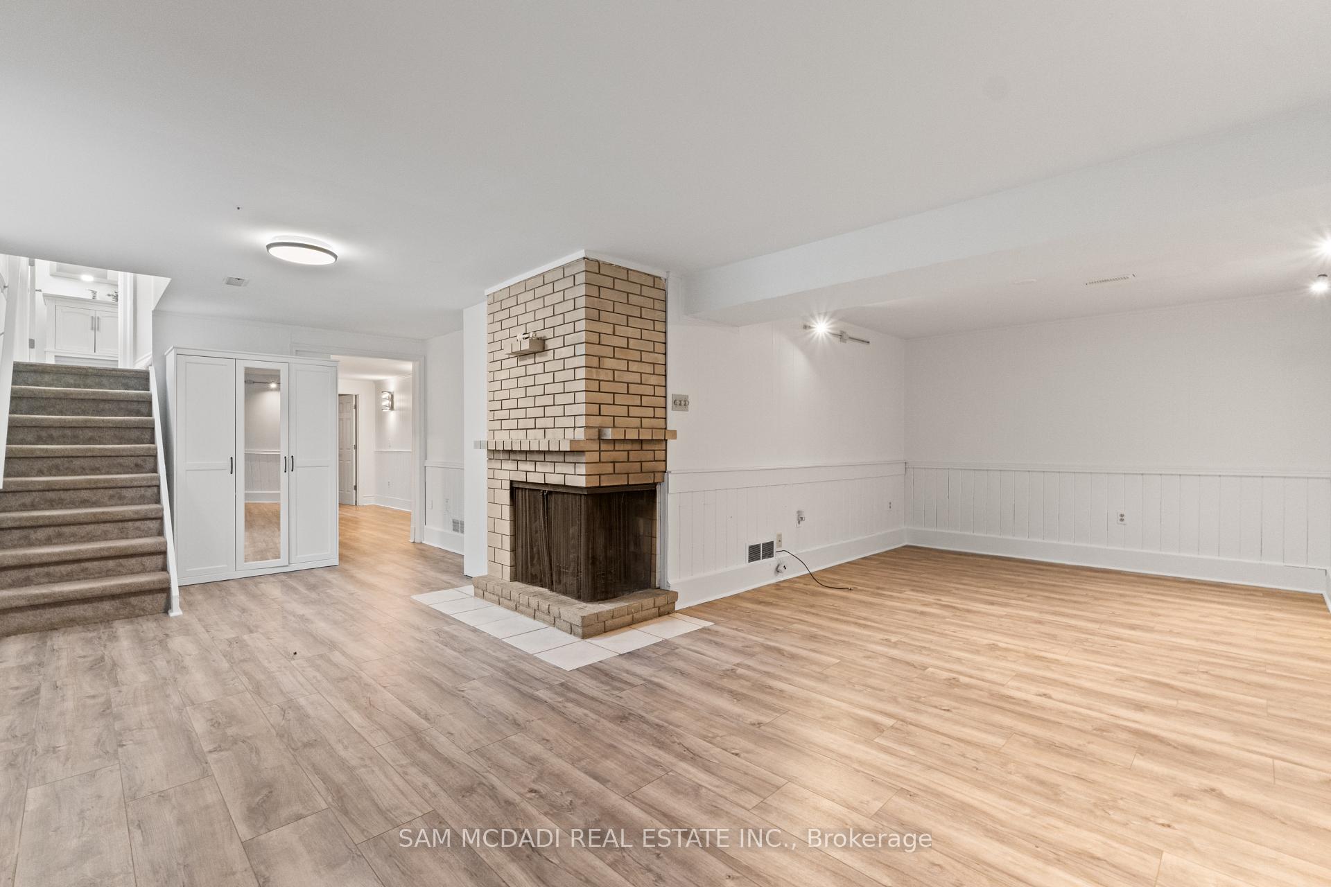 927 Ingersoll Court