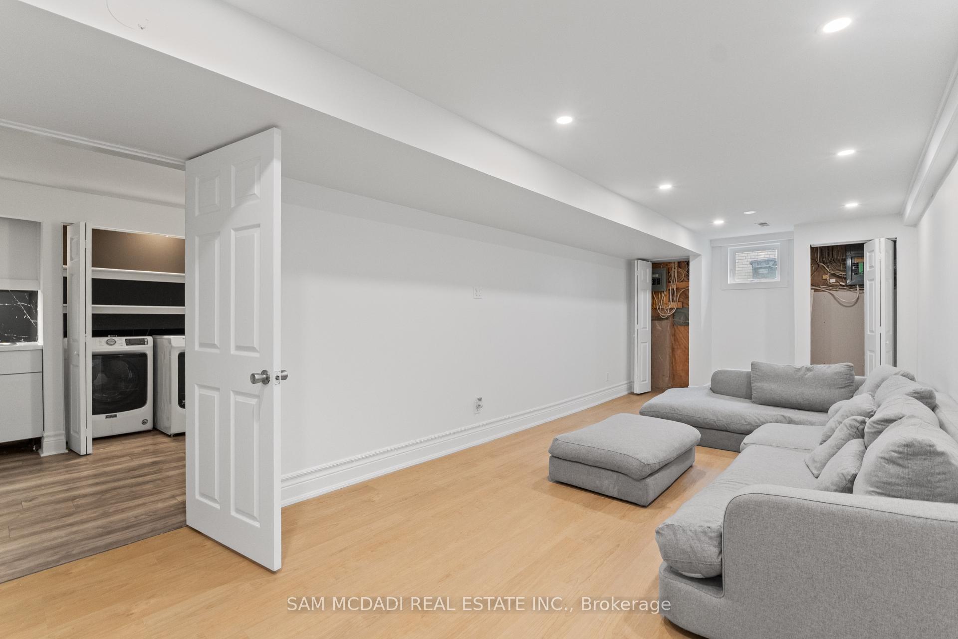 927 Ingersoll Court