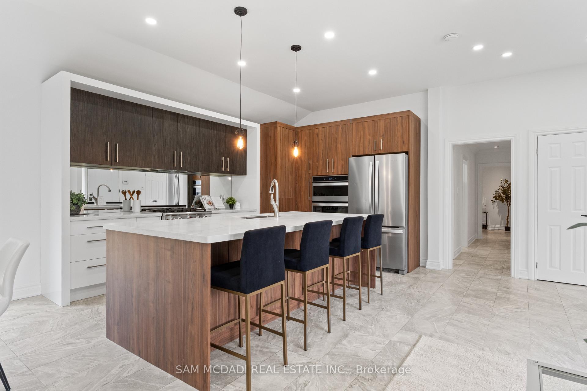 927 Ingersoll Court