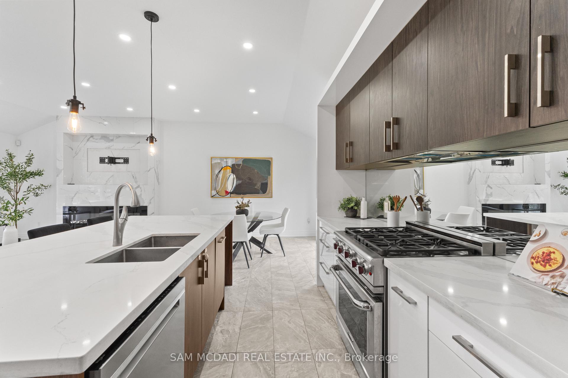 927 Ingersoll Court