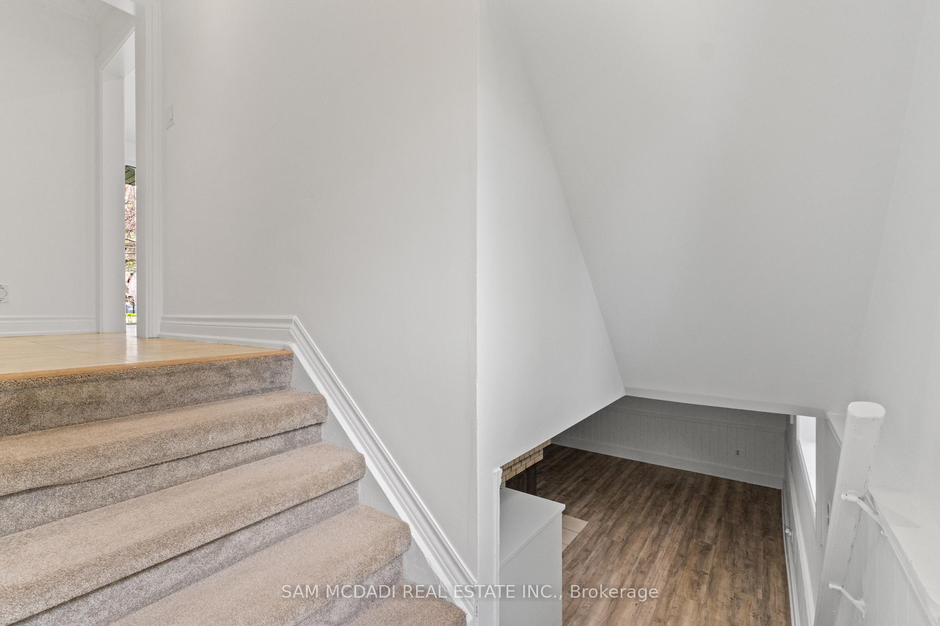 927 Ingersoll Court