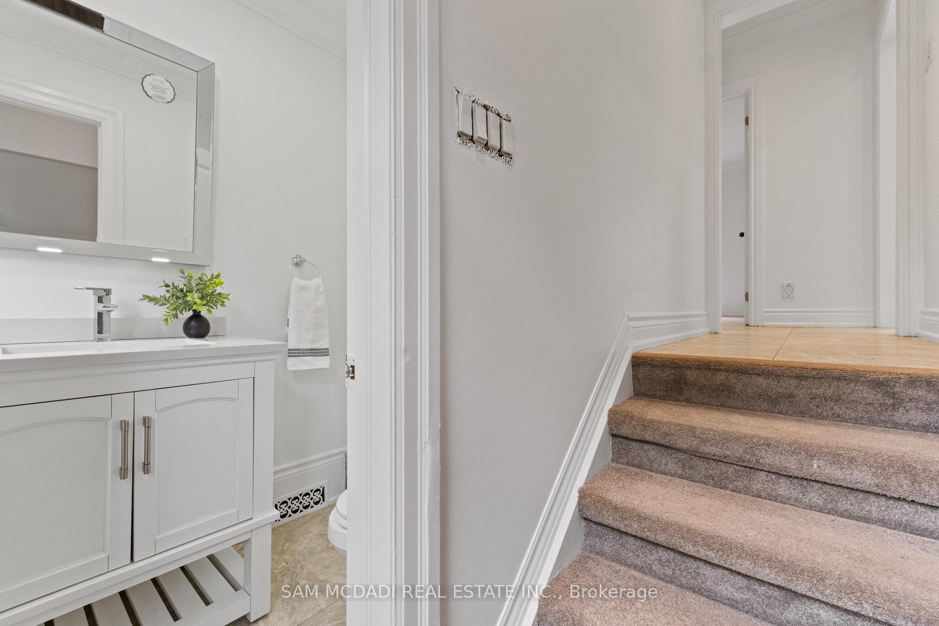927 Ingersoll Court