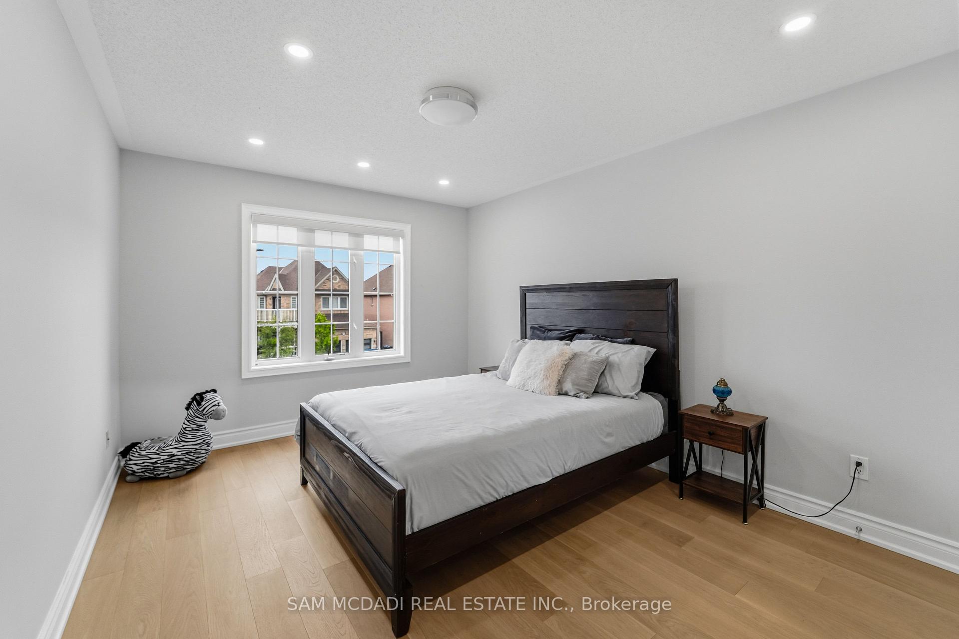 3259 Alpaca Avenue