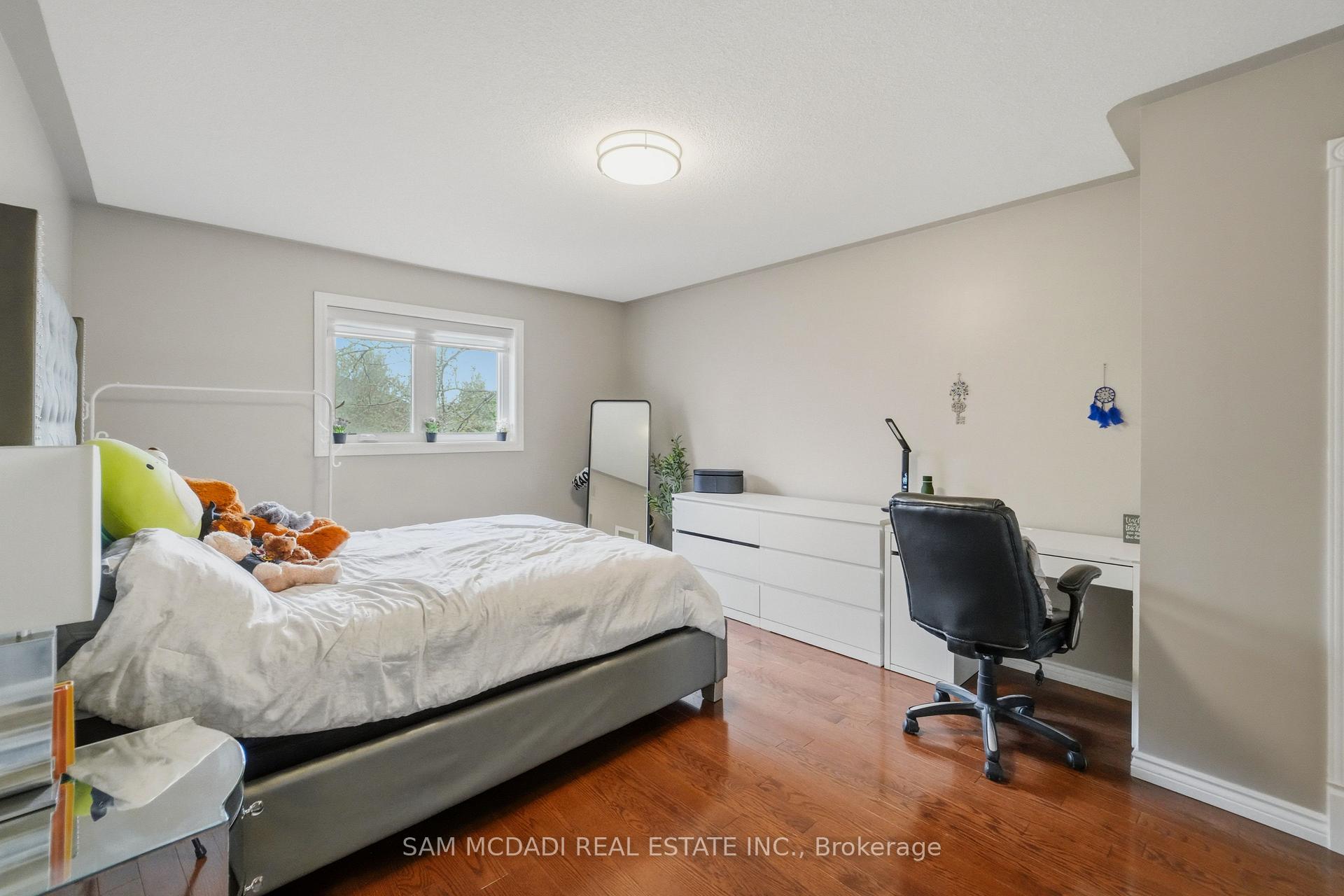 3605 Trelawny Circle