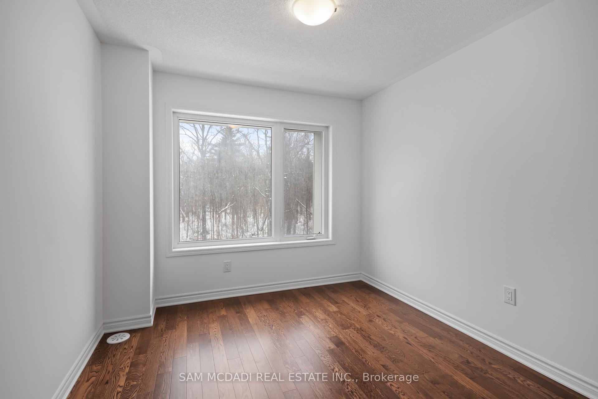 4068 Kadic Terrace
