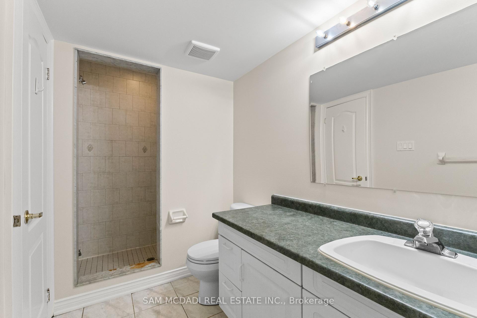 38 Maple Beach Crescent