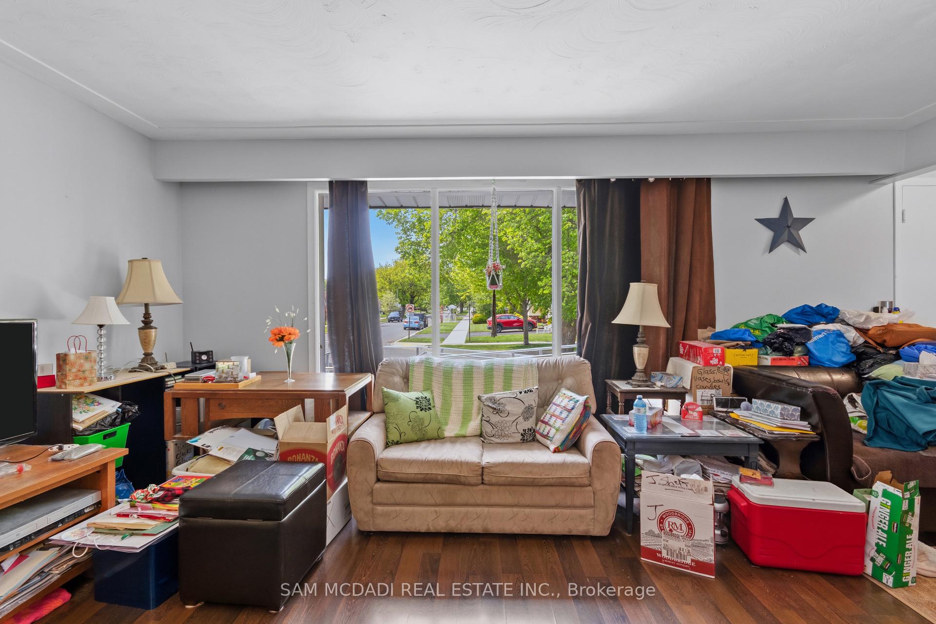 3456 Rexway Drive Upper