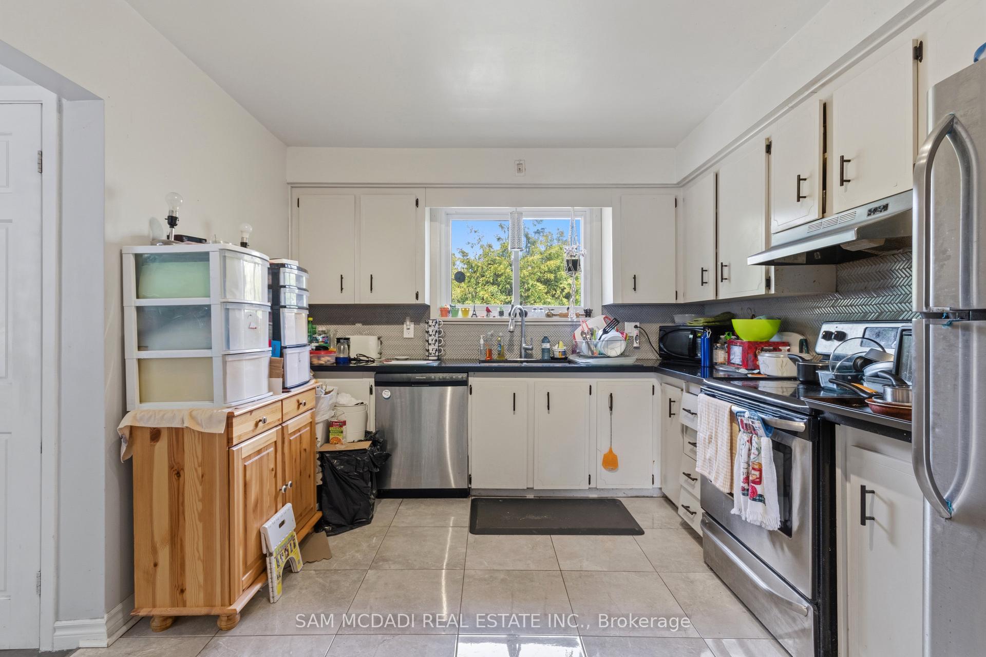 3456 Rexway Drive Upper