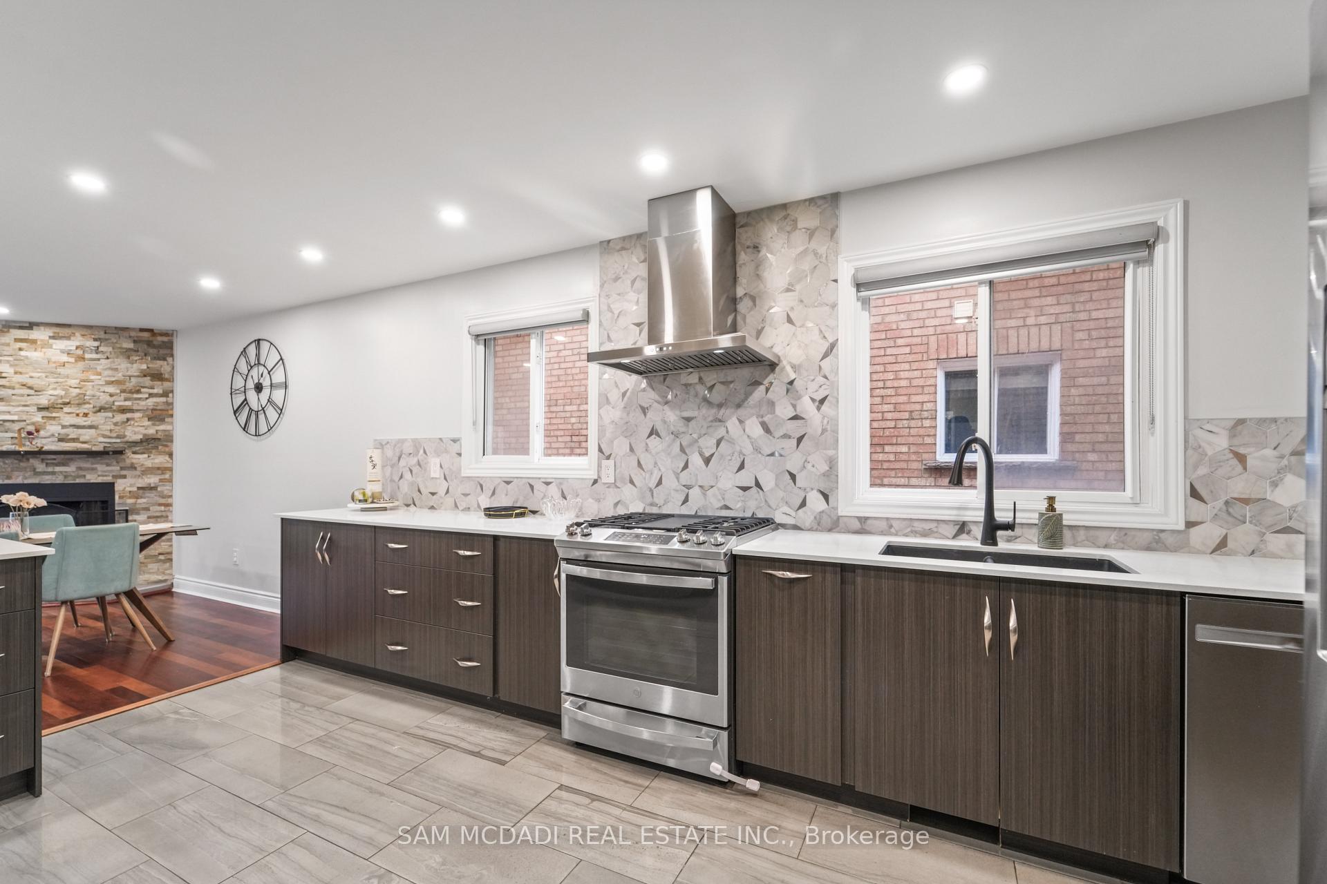 2988 Gulfstream Way