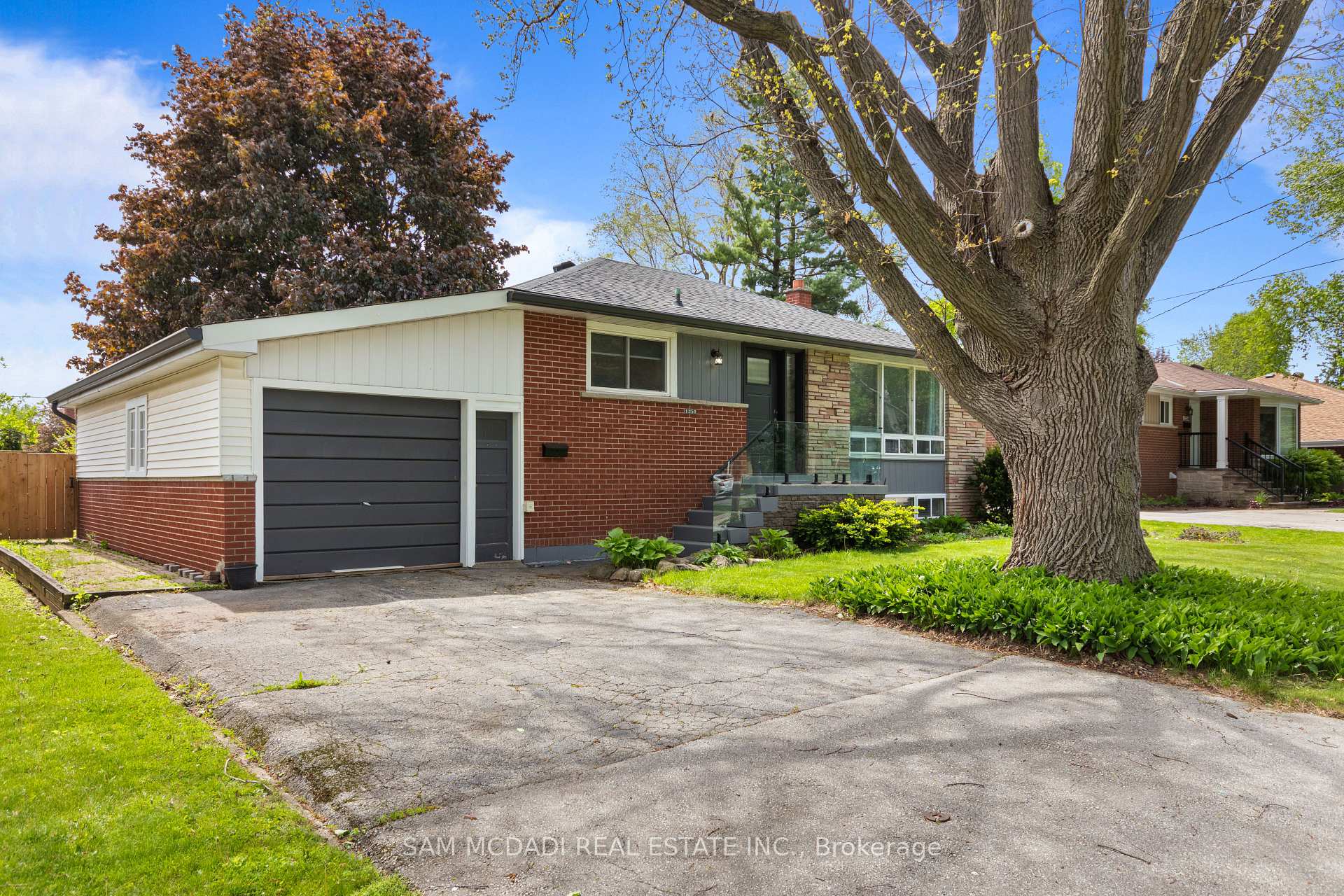 1250 Dunbar Road