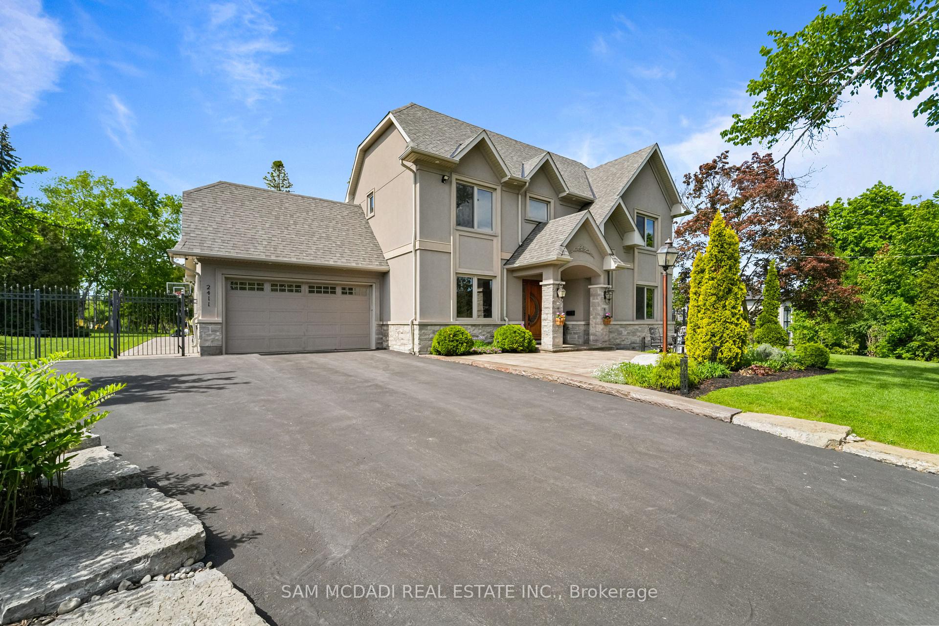 2411 Thorn Lodge Drive