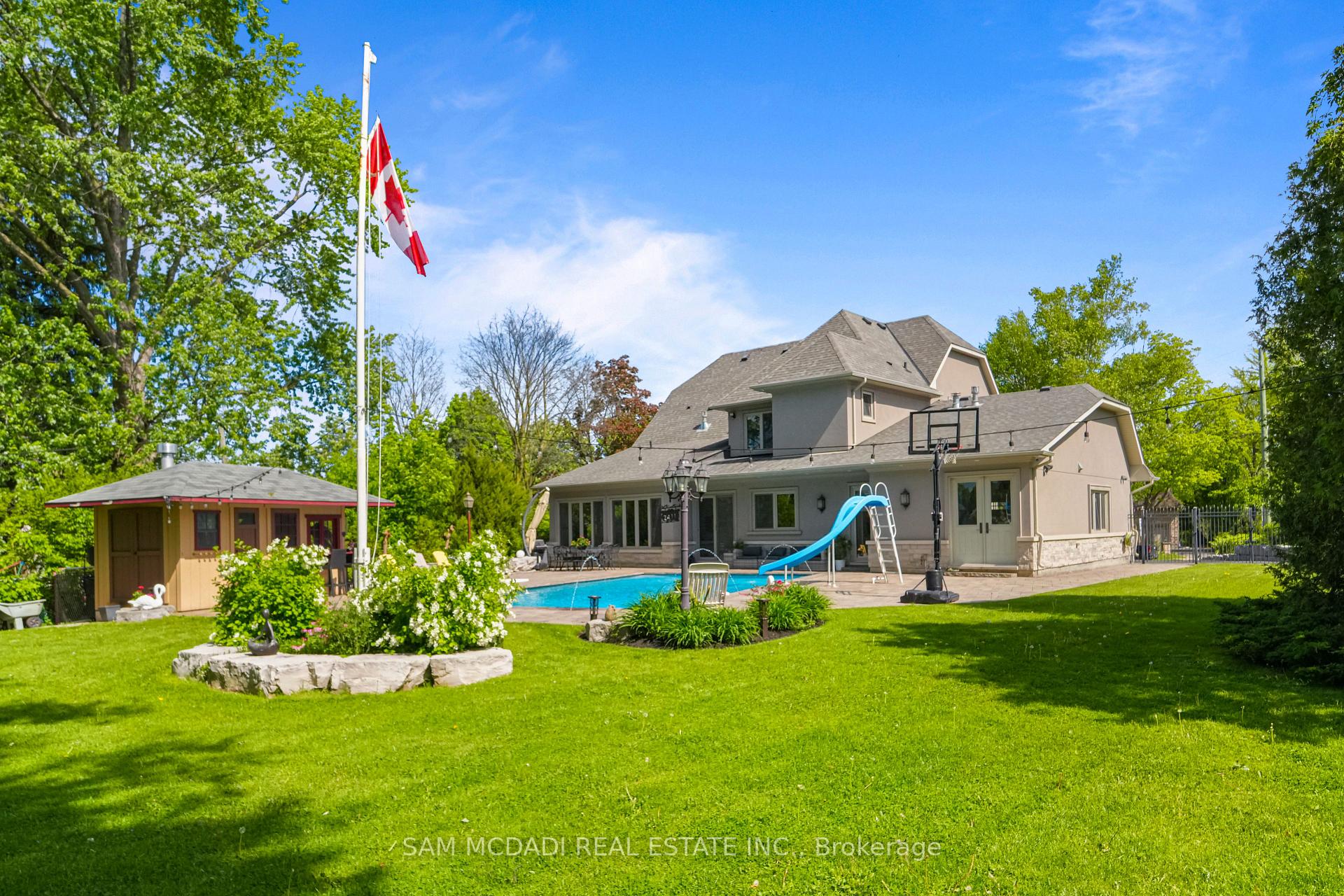 2411 Thorn Lodge Drive