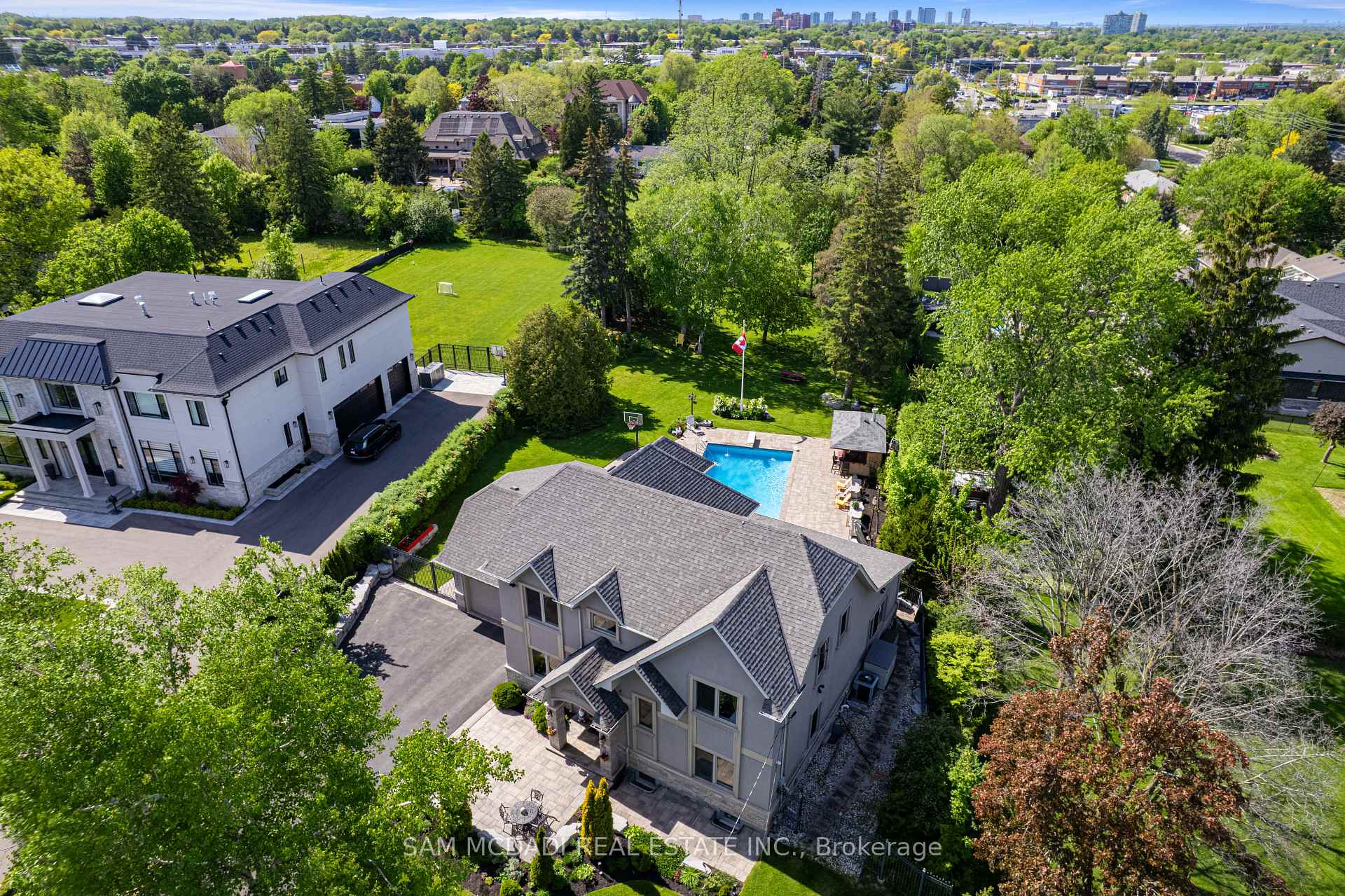 2411 Thorn Lodge Drive