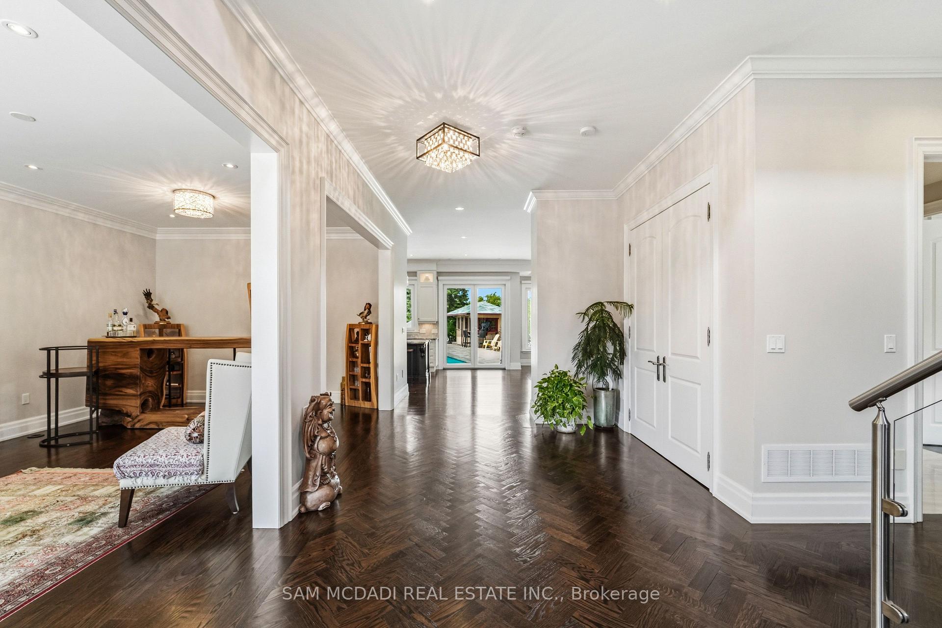 2411 Thorn Lodge Drive