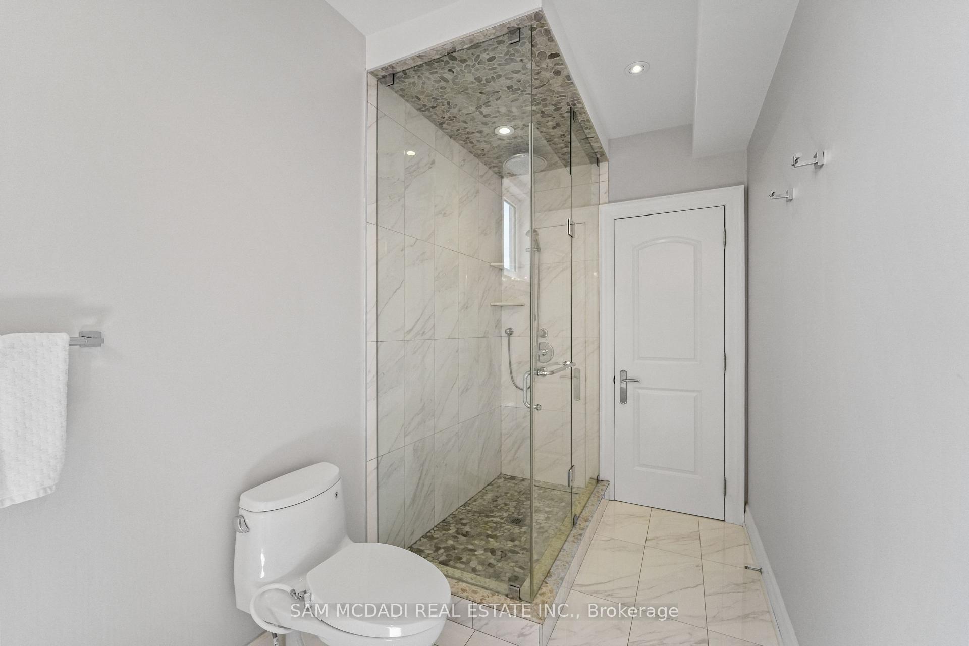 2411 Thorn Lodge Drive