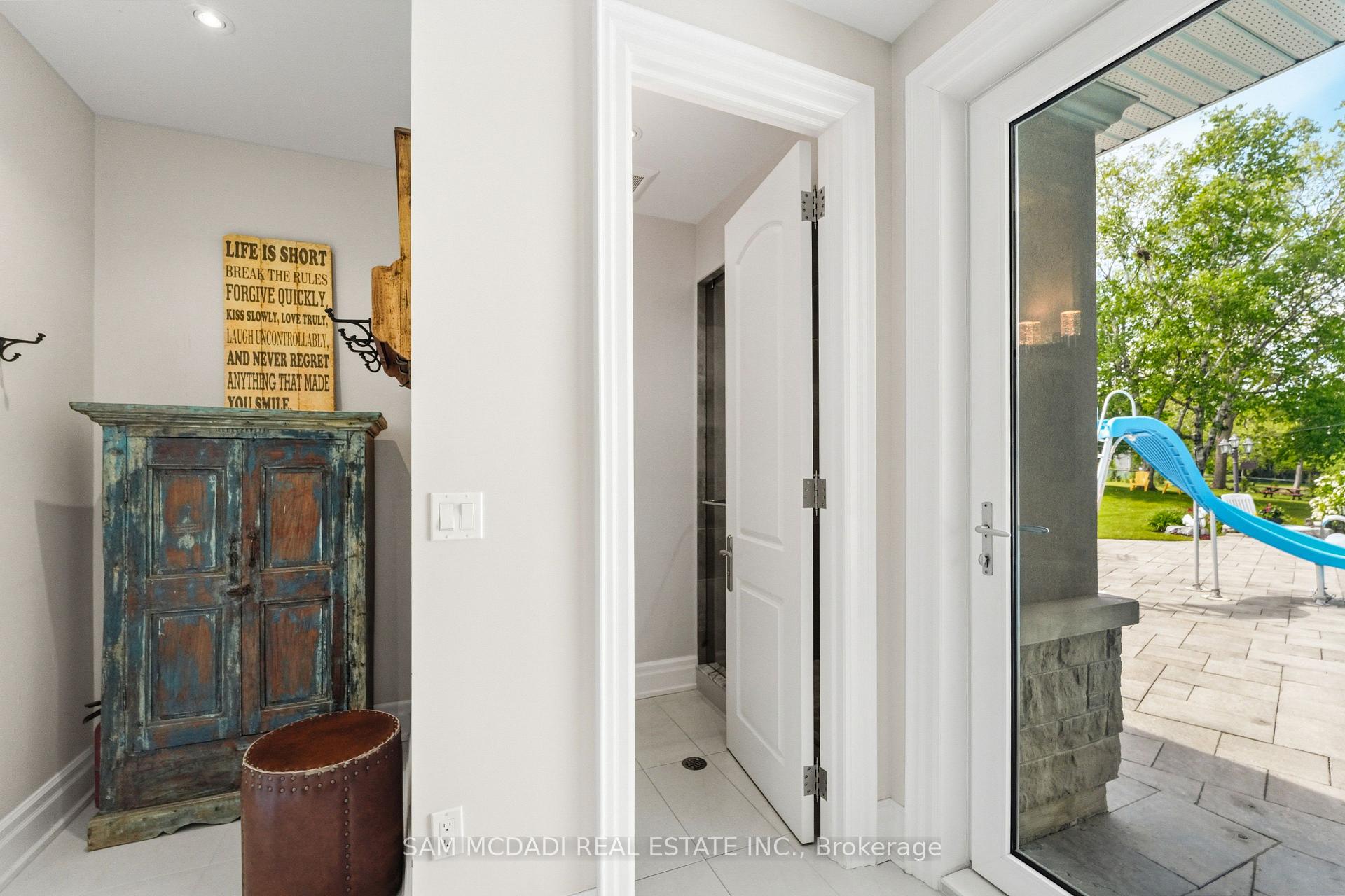 2411 Thorn Lodge Drive
