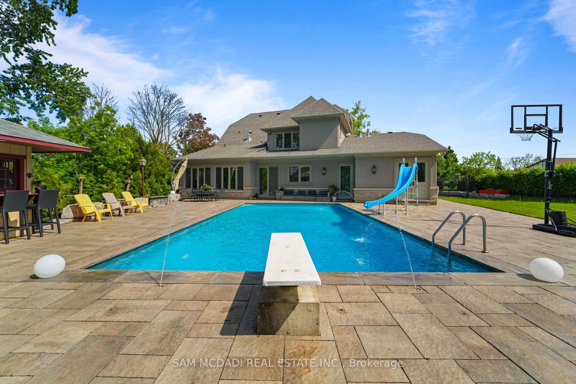 2411 Thorn Lodge Drive