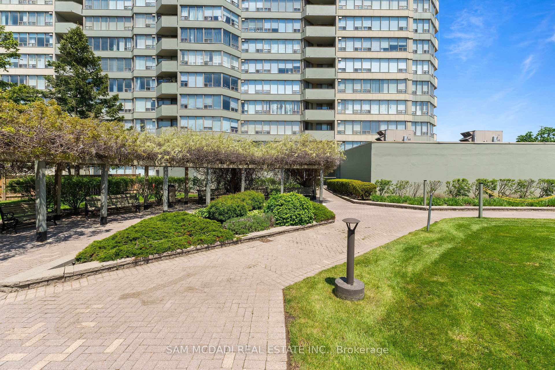 700 Constellation Drive 1109